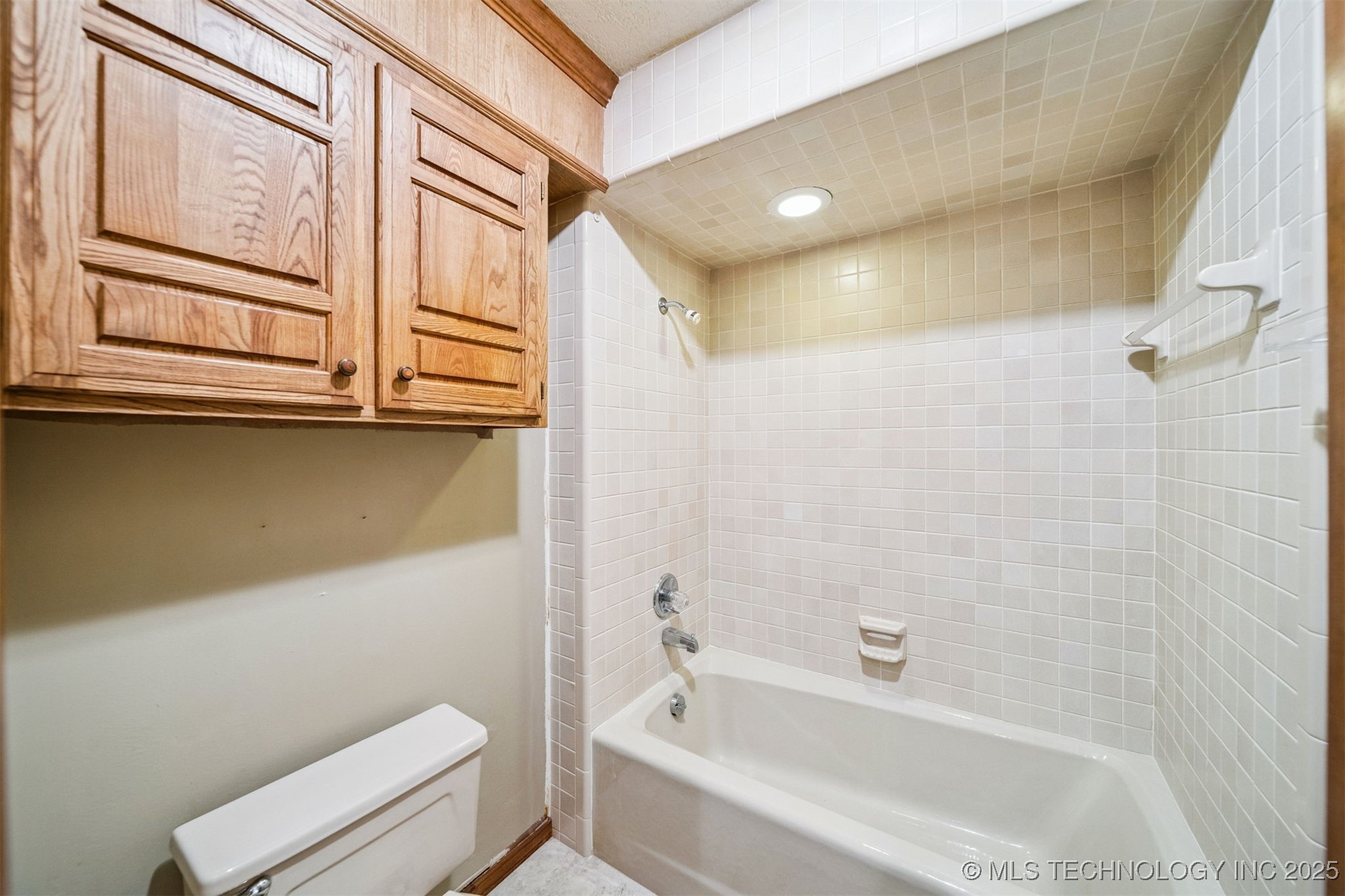 3334 E 100th Place Property Photo 28