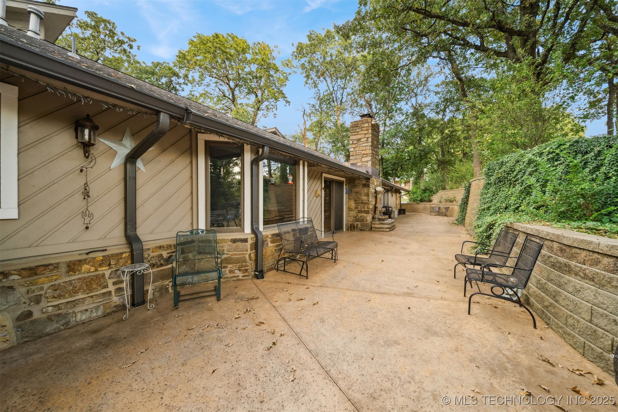 3334 E 100th Place Property Photo 39