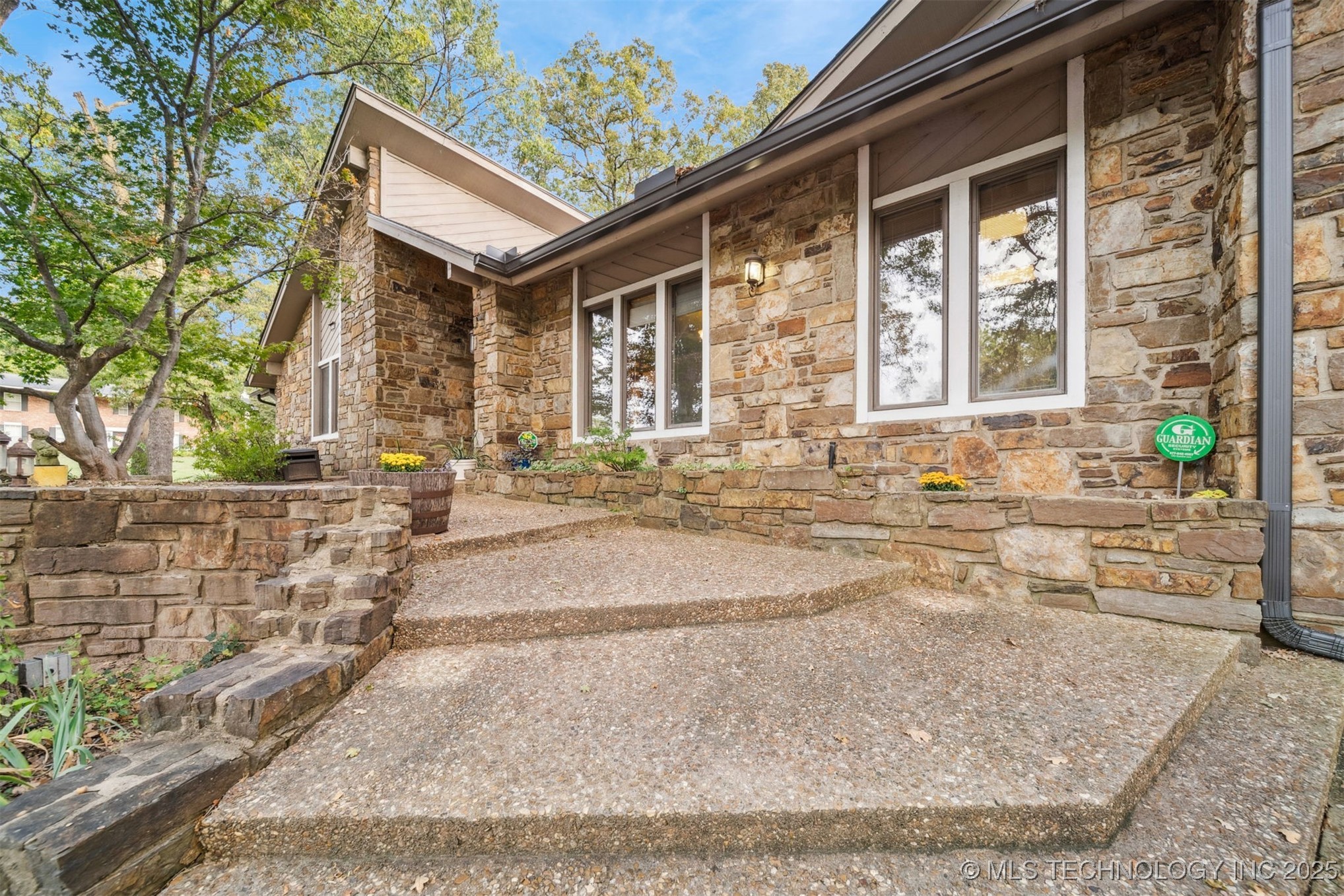 3334 E 100th Place Property Photo 52