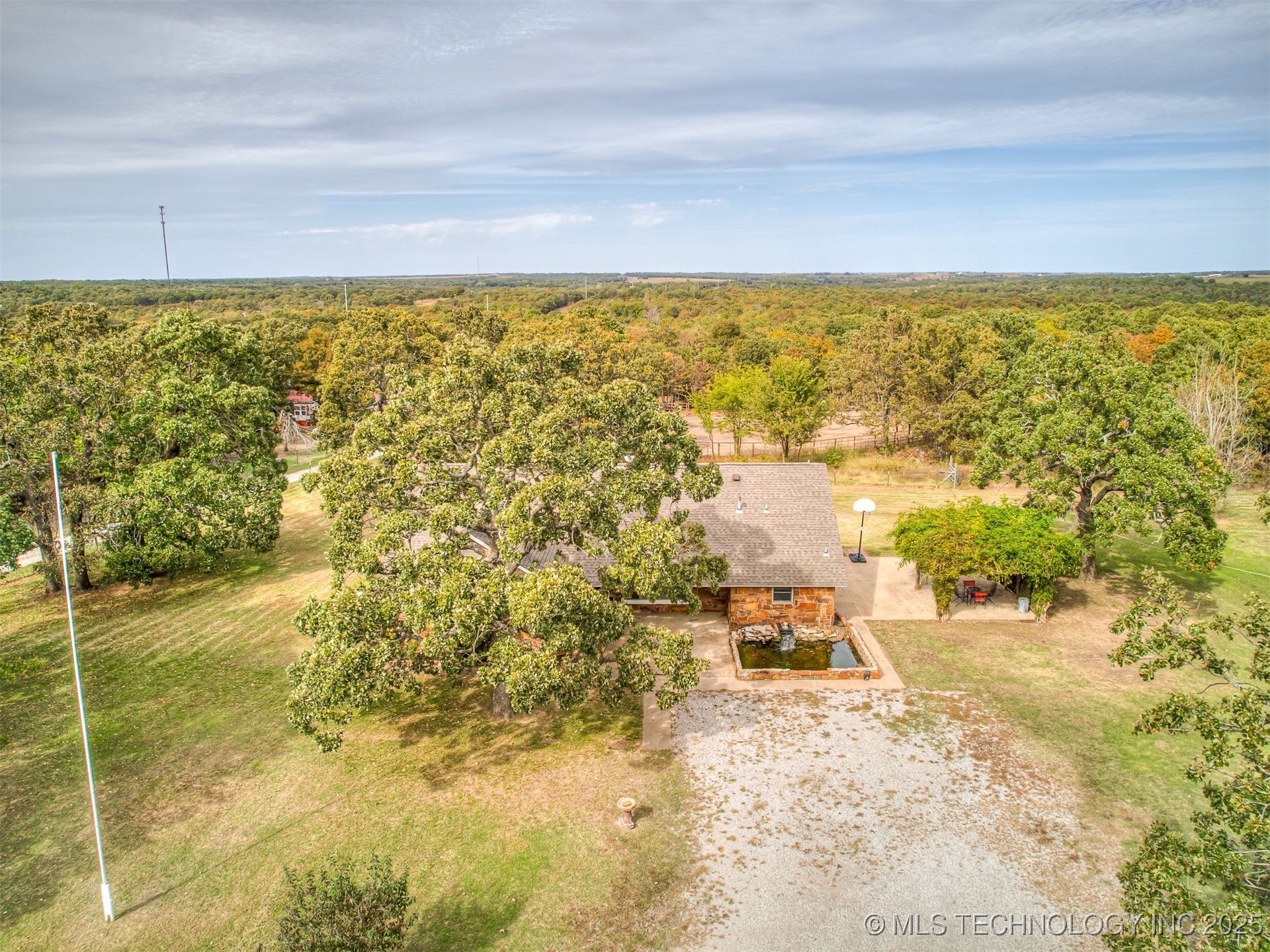 11255 W 166th Place N Property Photo 4