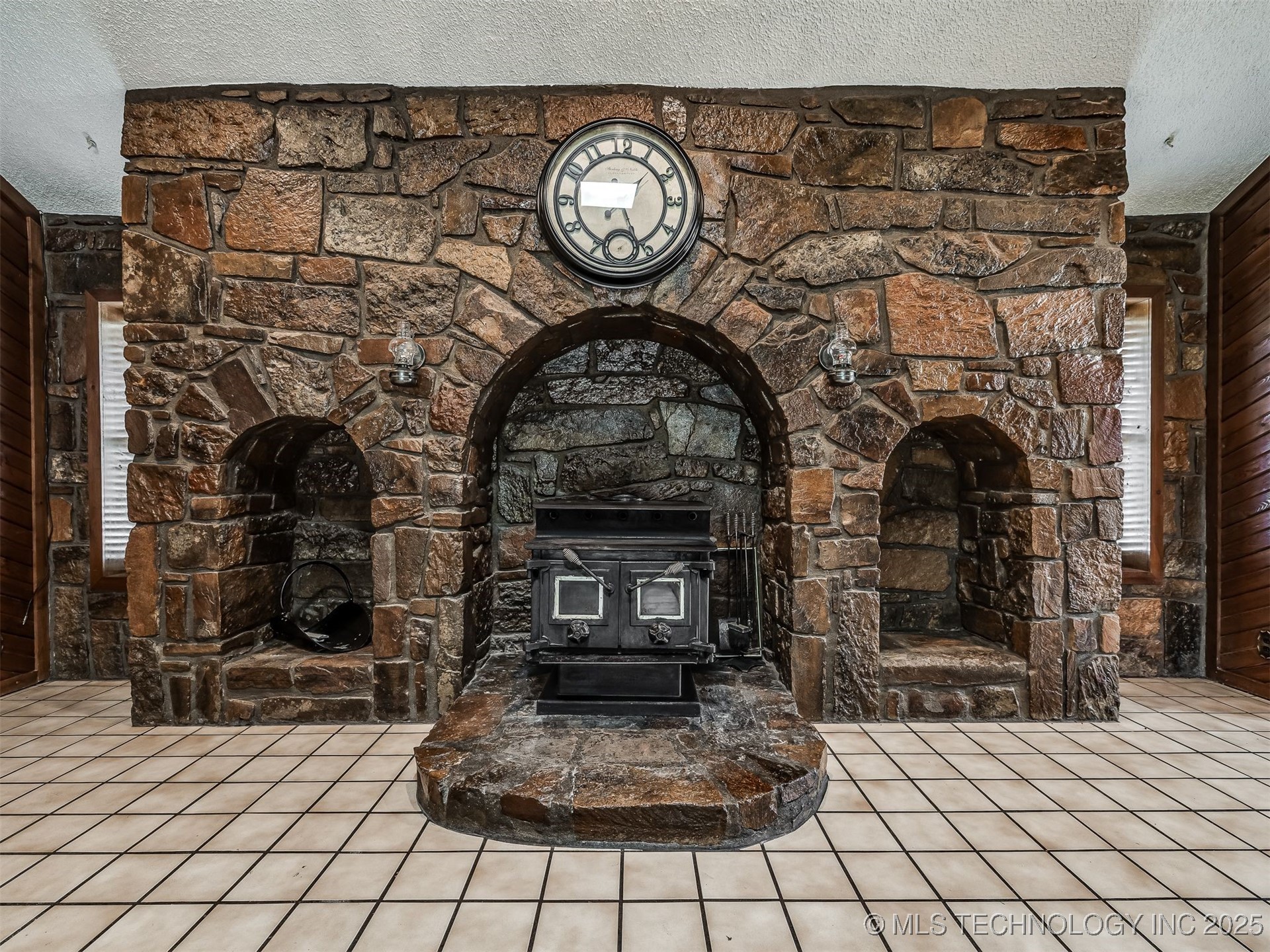 11255 W 166th Place N Property Photo 9