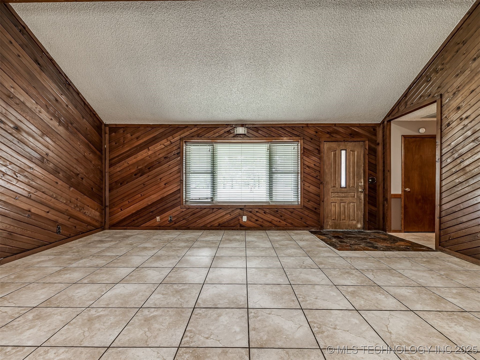 11255 W 166th Place N Property Photo 10