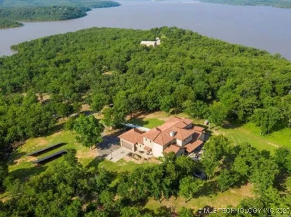 2545123 Property Photo 1