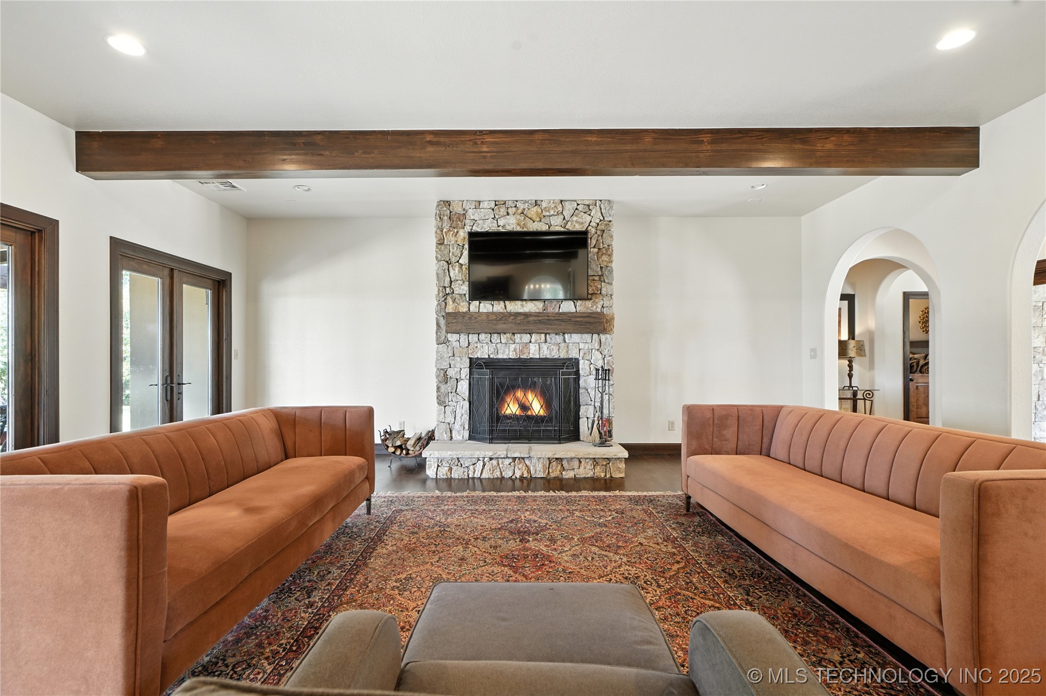 2545123 Property Photo 4