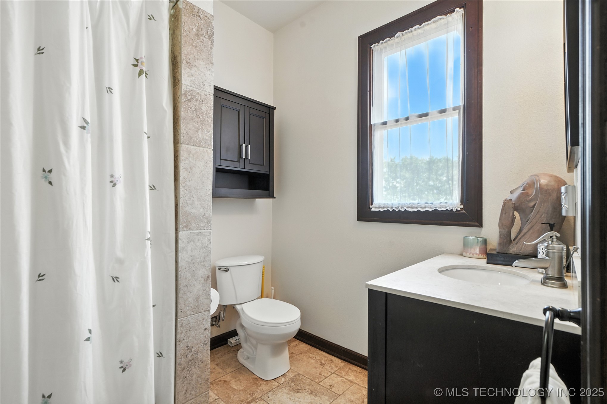 2545123 Property Photo 26