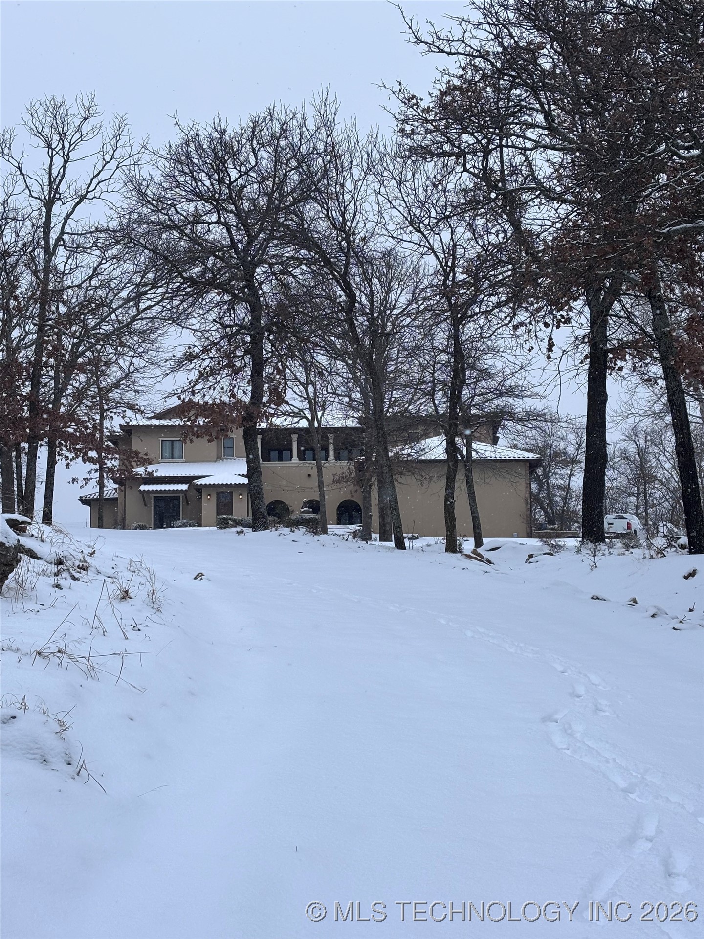 2545123 Property Photo 31