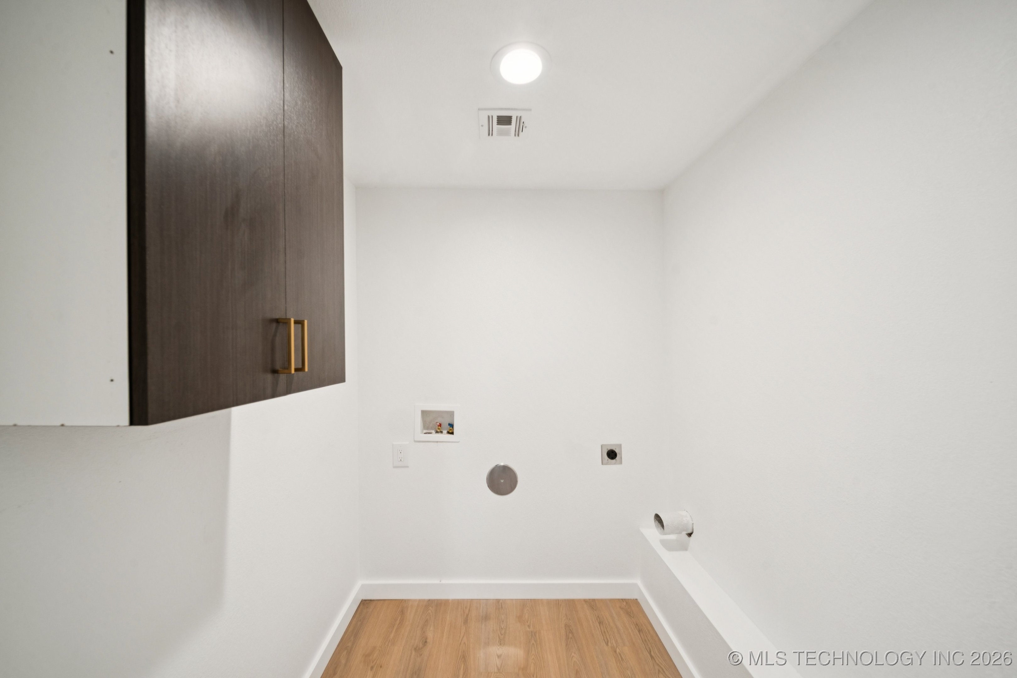 220 W Memphis Street Property Photo 20