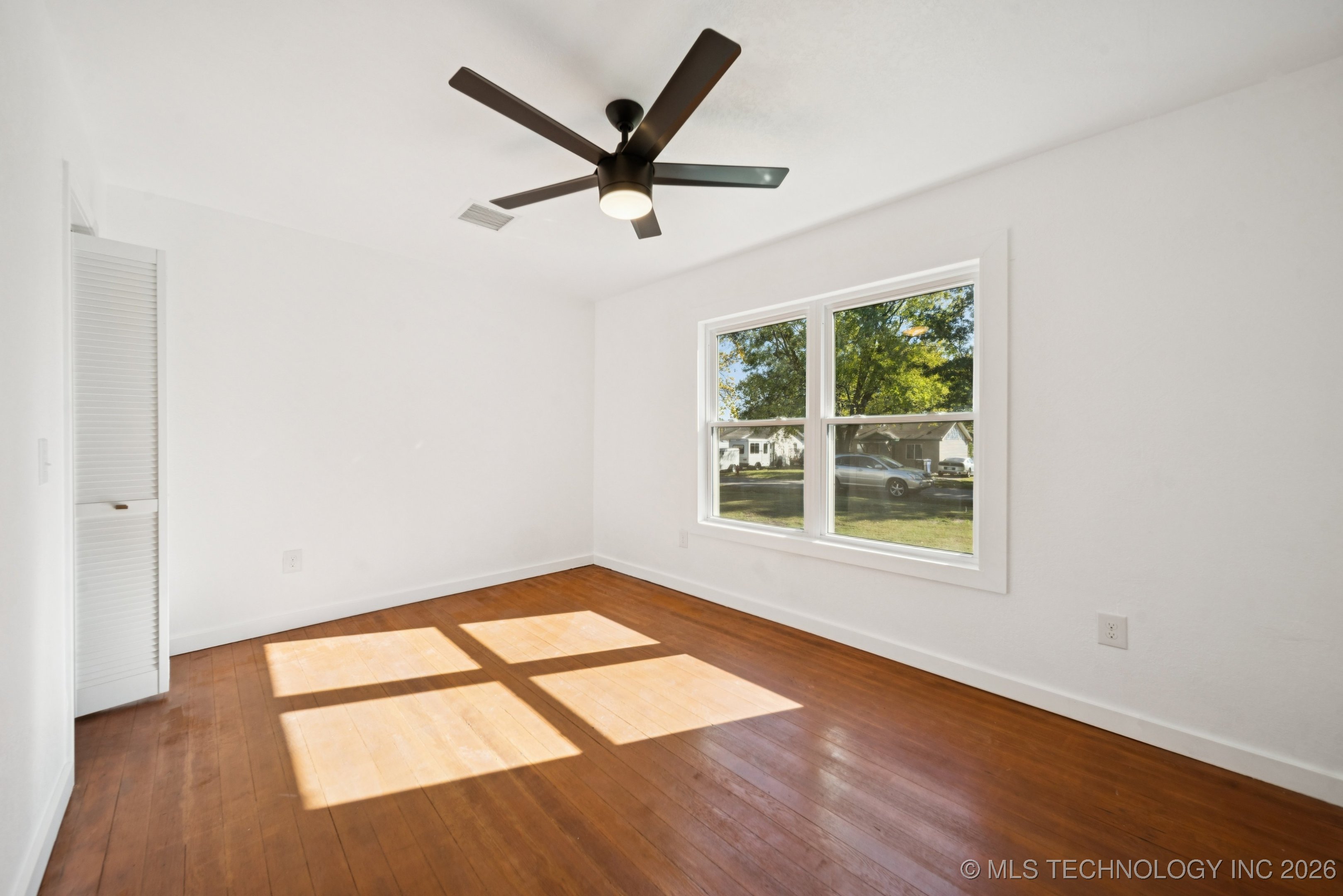 220 W Memphis Street Property Photo 22