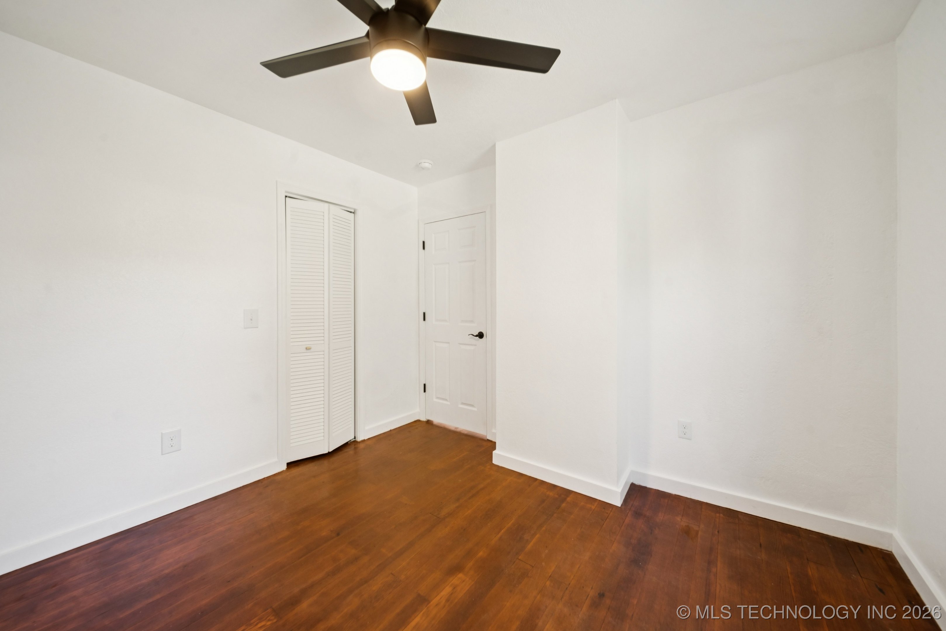 220 W Memphis Street Property Photo 25