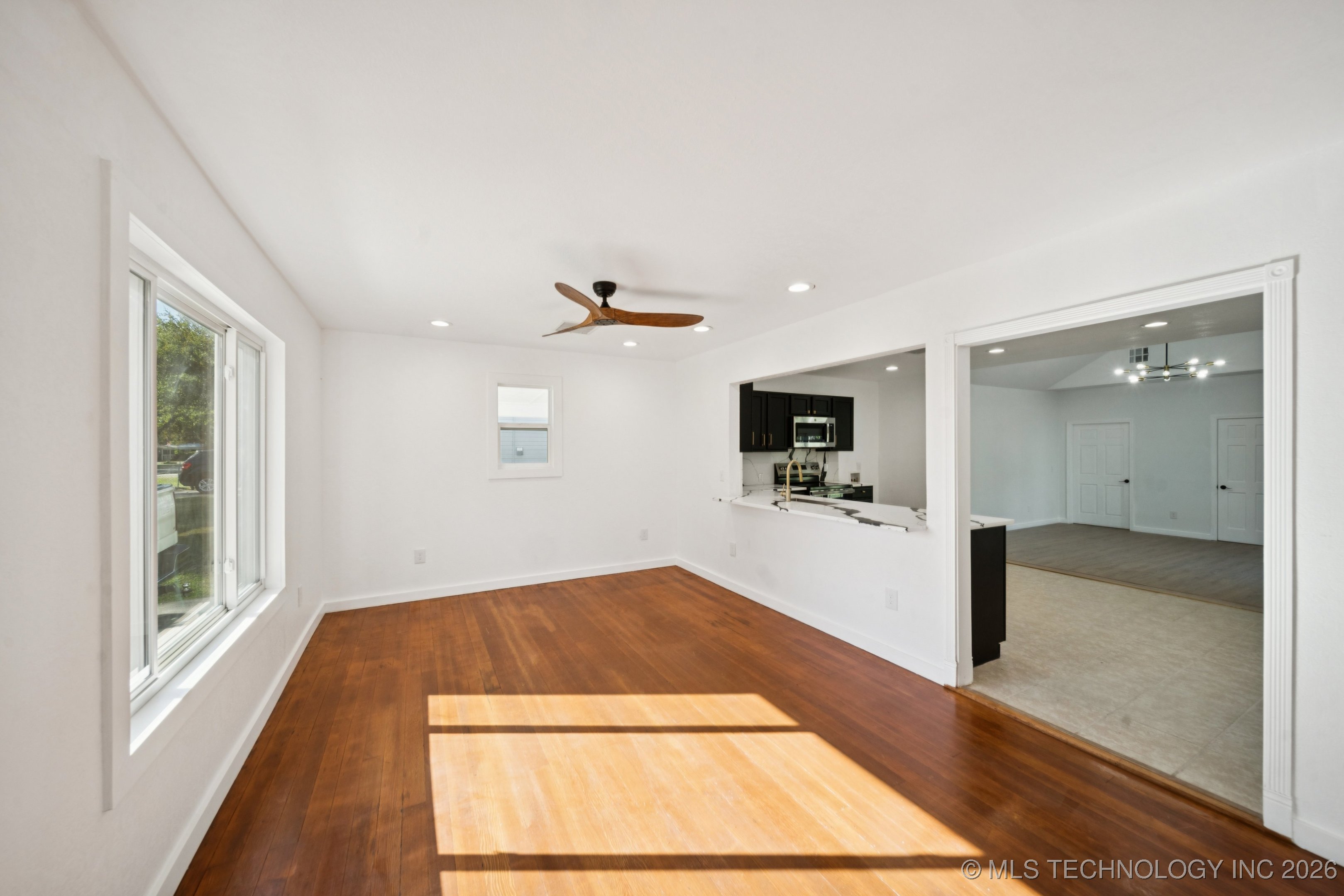 220 W Memphis Street Property Photo 27