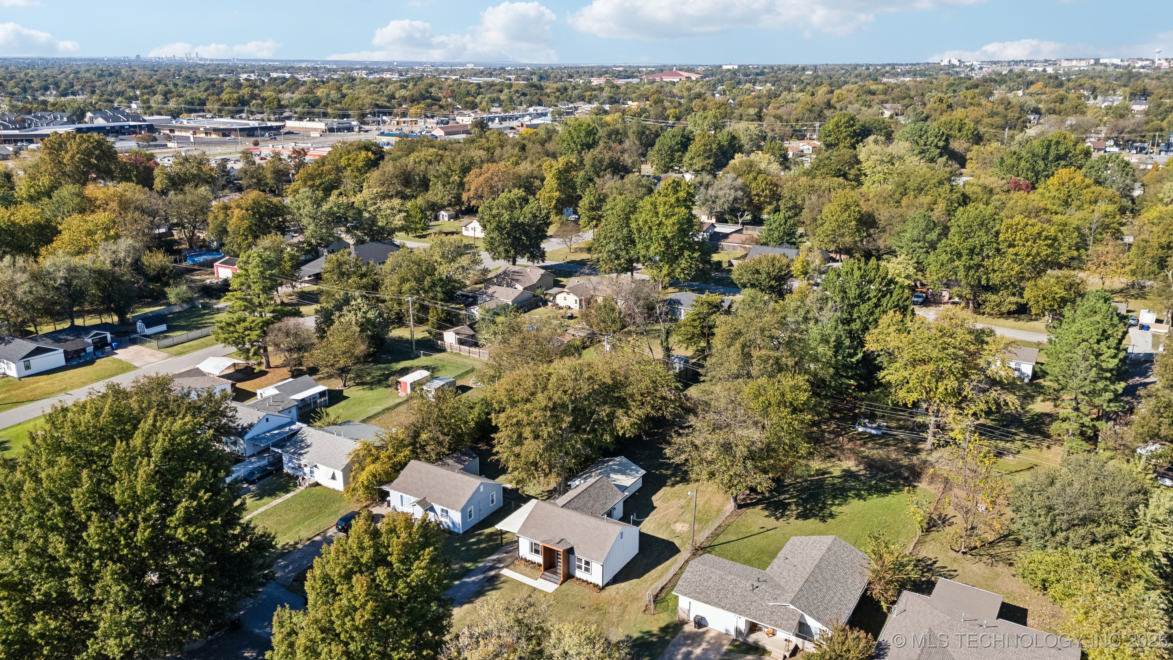 220 W Memphis Street Property Photo 32