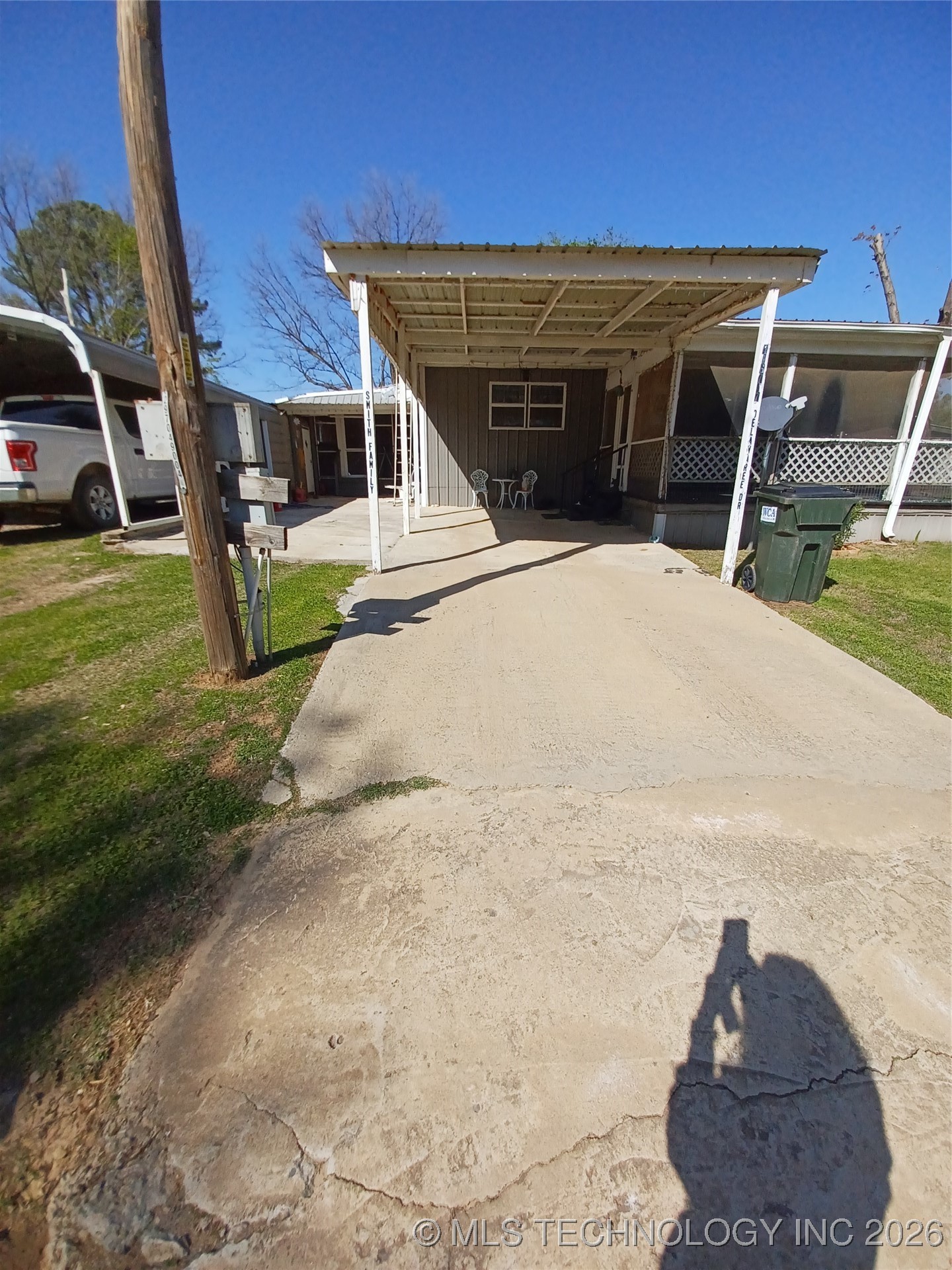 416747 Delaware Drive Property Photo 19