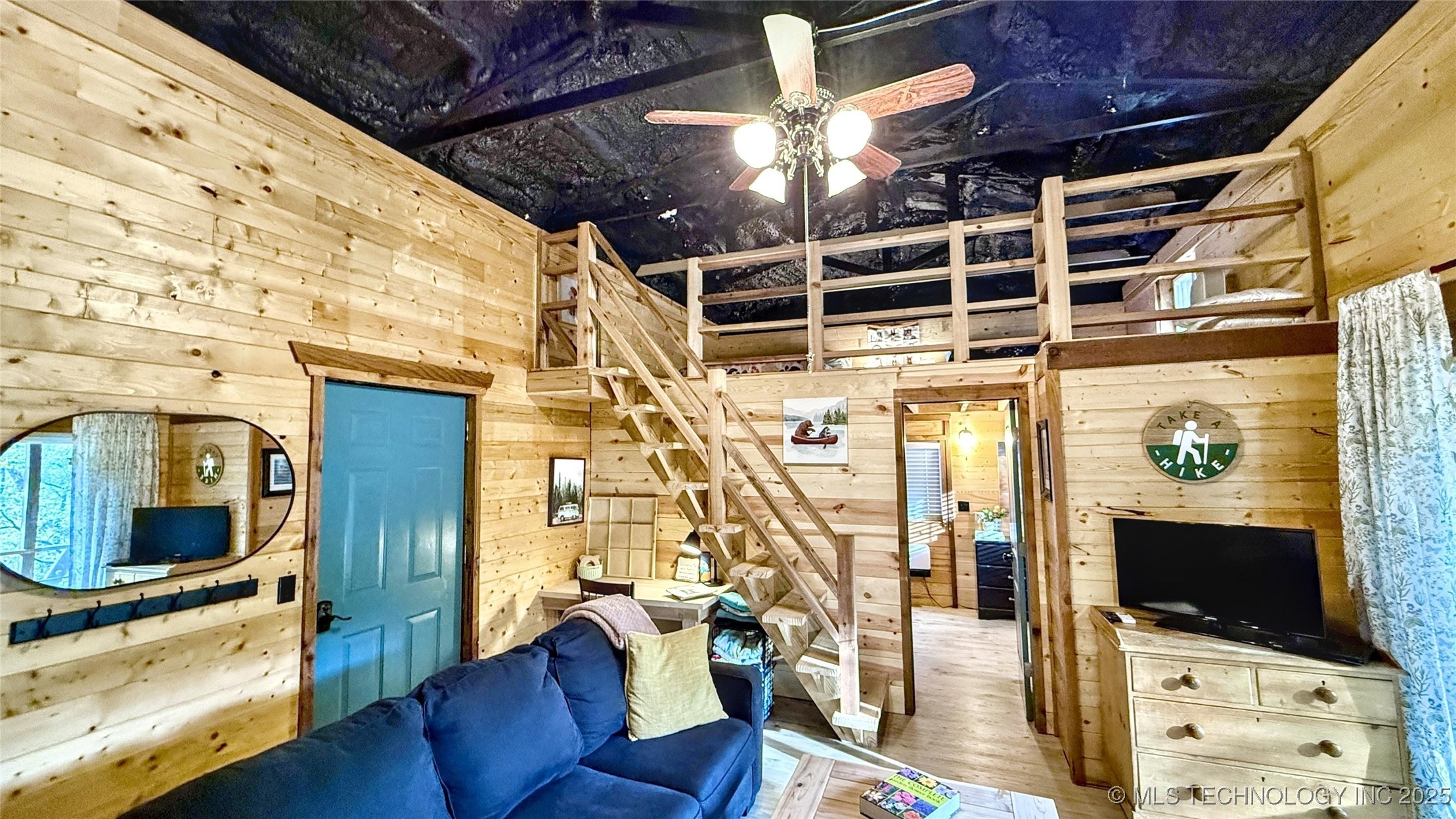 462436 Riverside Drive Property Photo 12