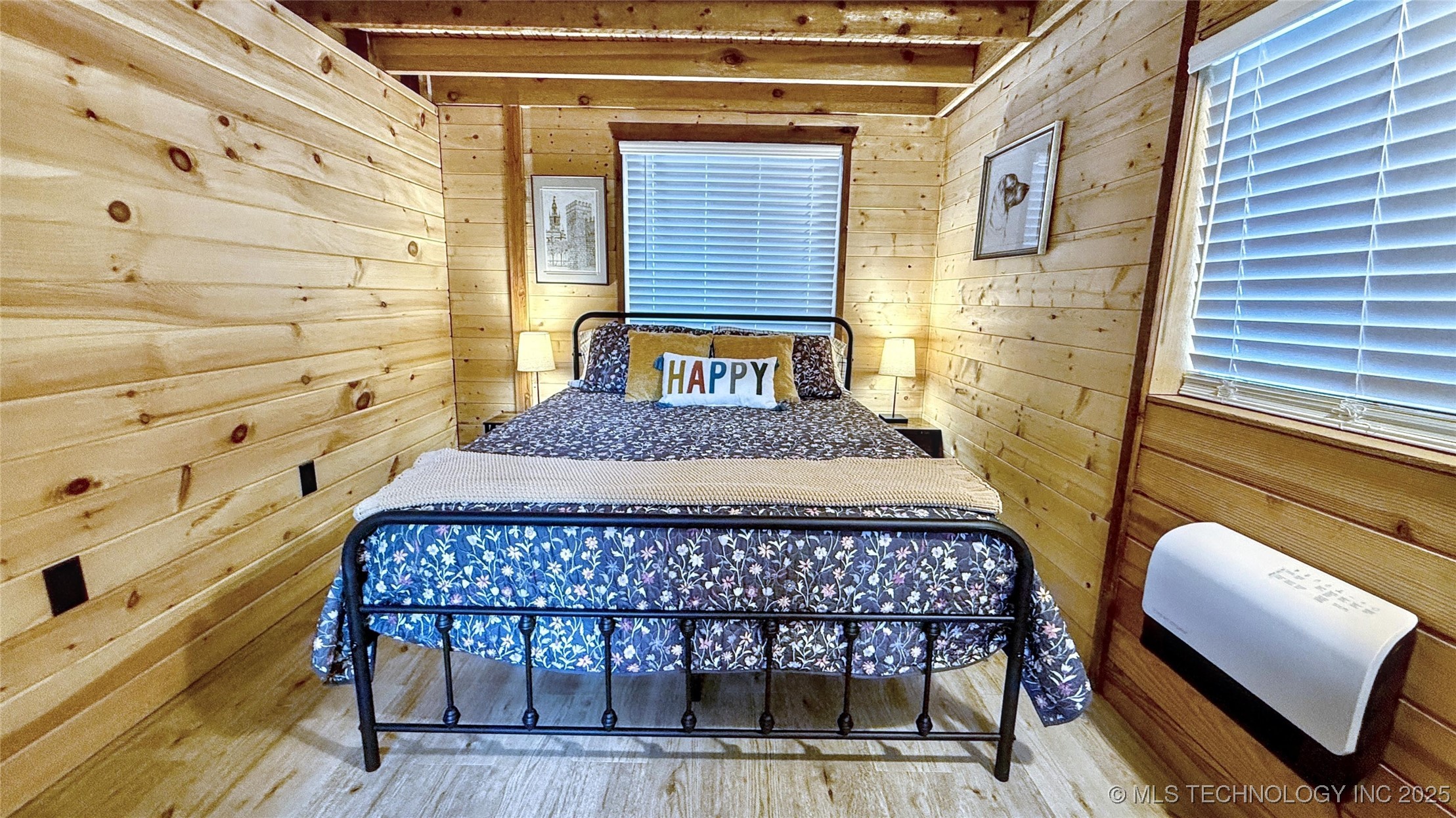 462436 Riverside Drive Property Photo 21