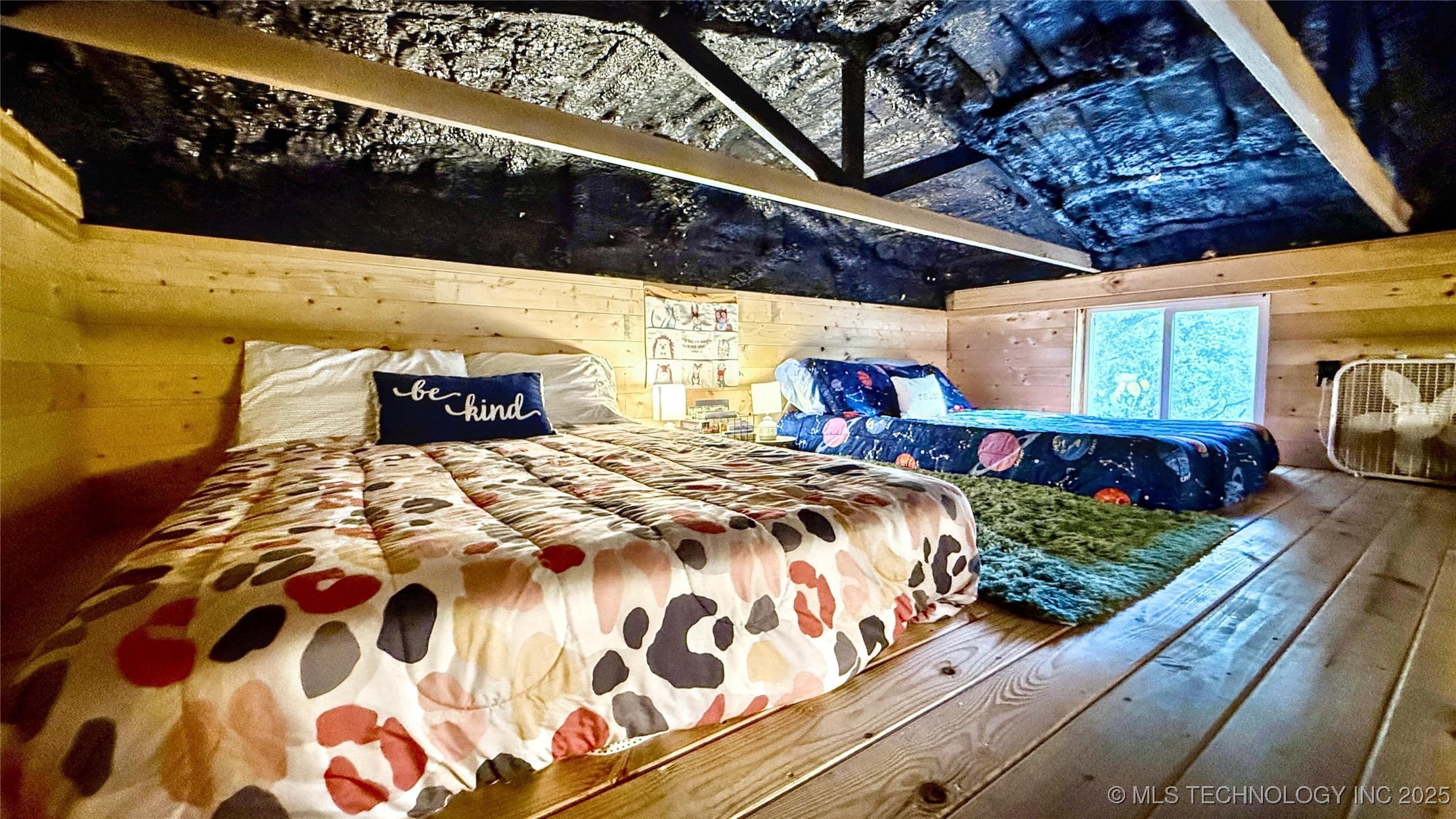 462436 Riverside Drive Property Photo 29