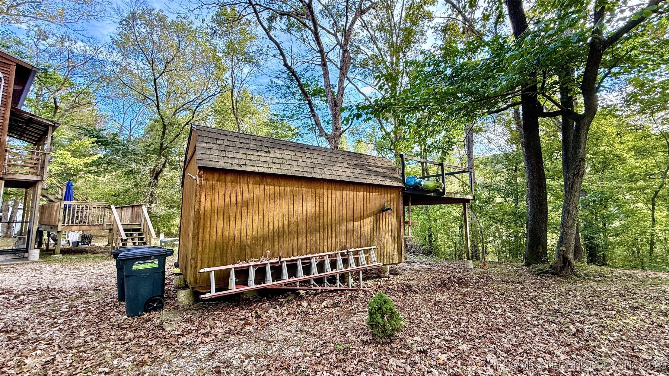 462436 Riverside Drive Property Photo 37