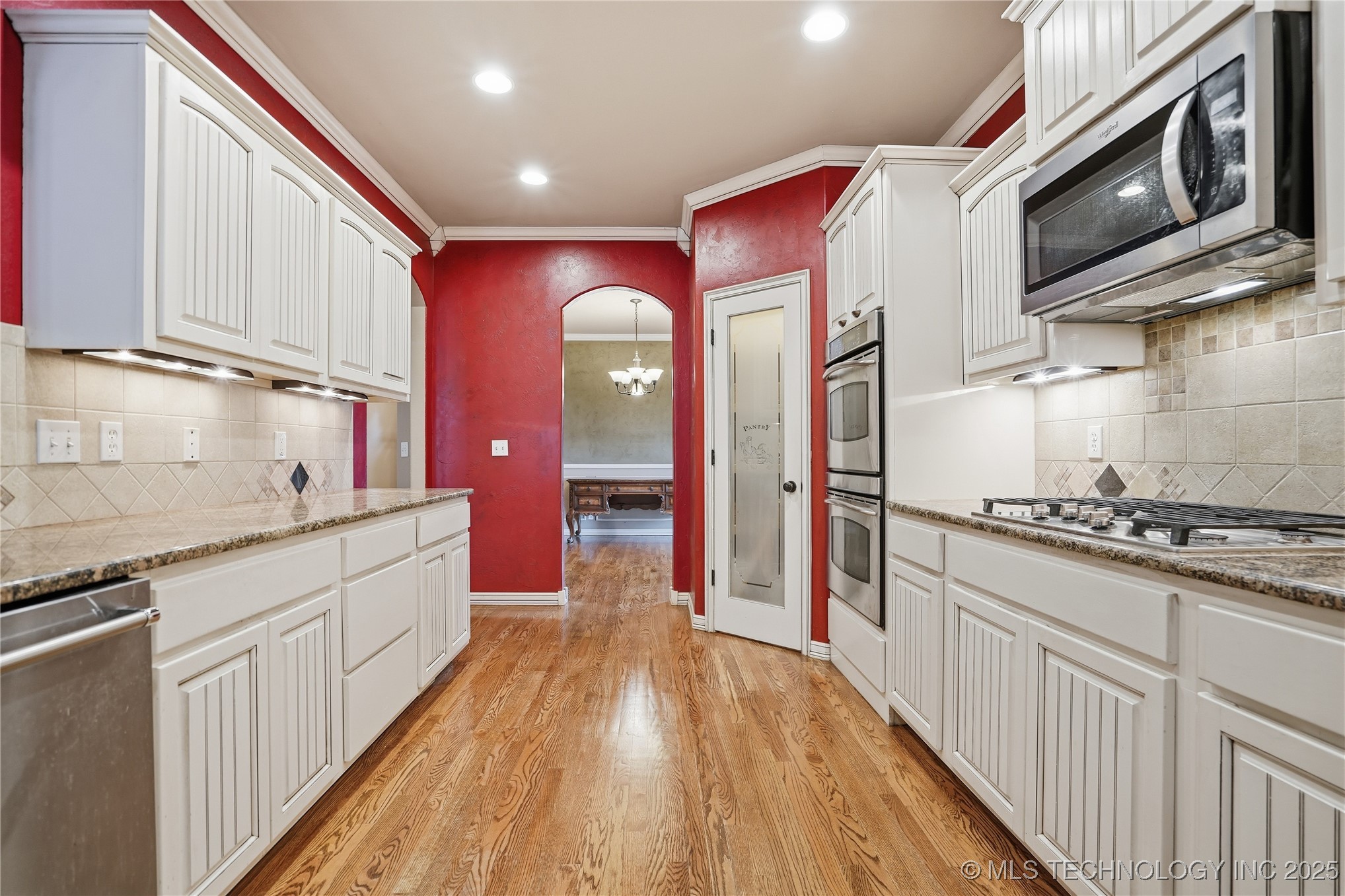 401 S Tallchief Avenue Property Photo 14