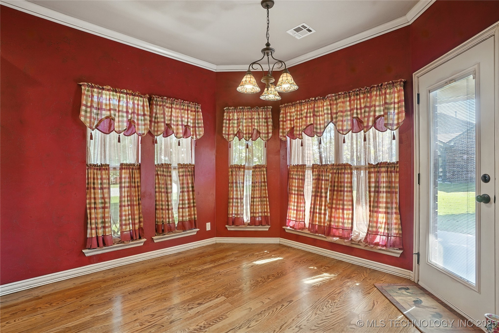 401 S Tallchief Avenue Property Photo 19