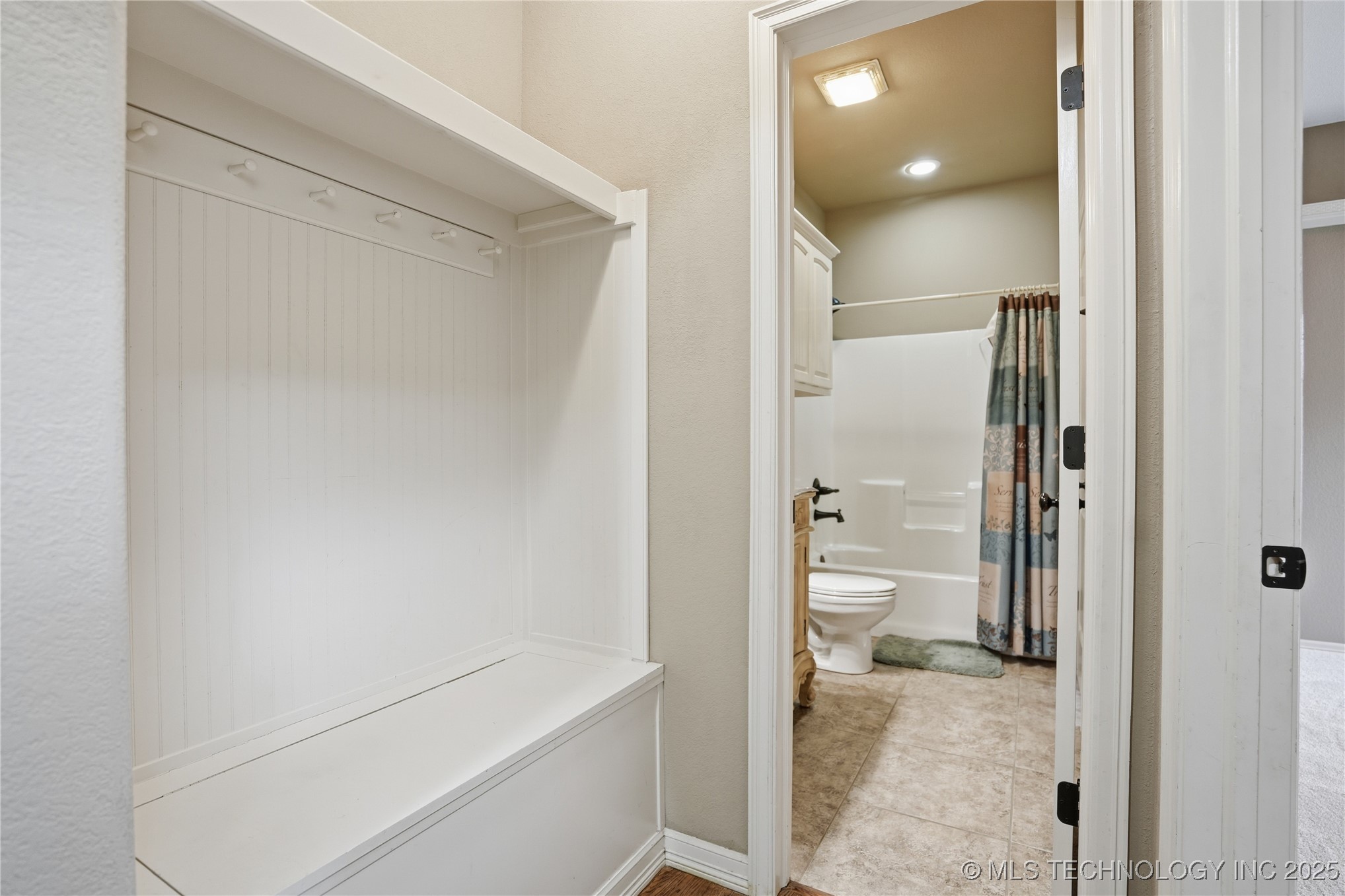 401 S Tallchief Avenue Property Photo 32