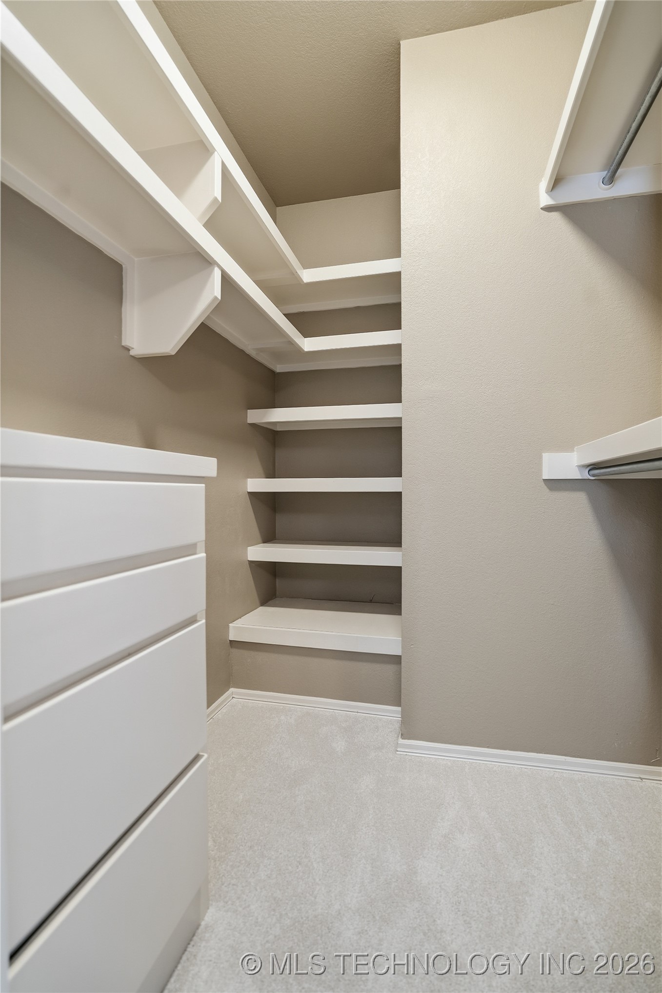 401 S Tallchief Avenue Property Photo 36