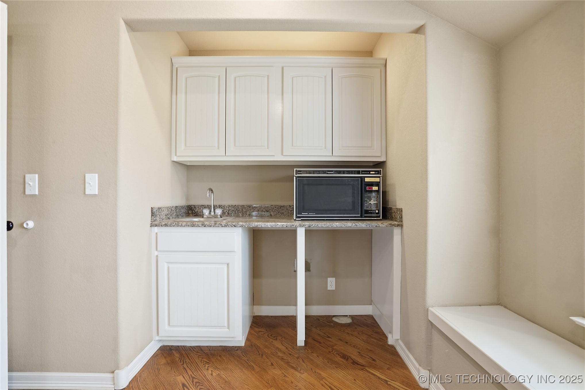 401 S Tallchief Avenue Property Photo 42