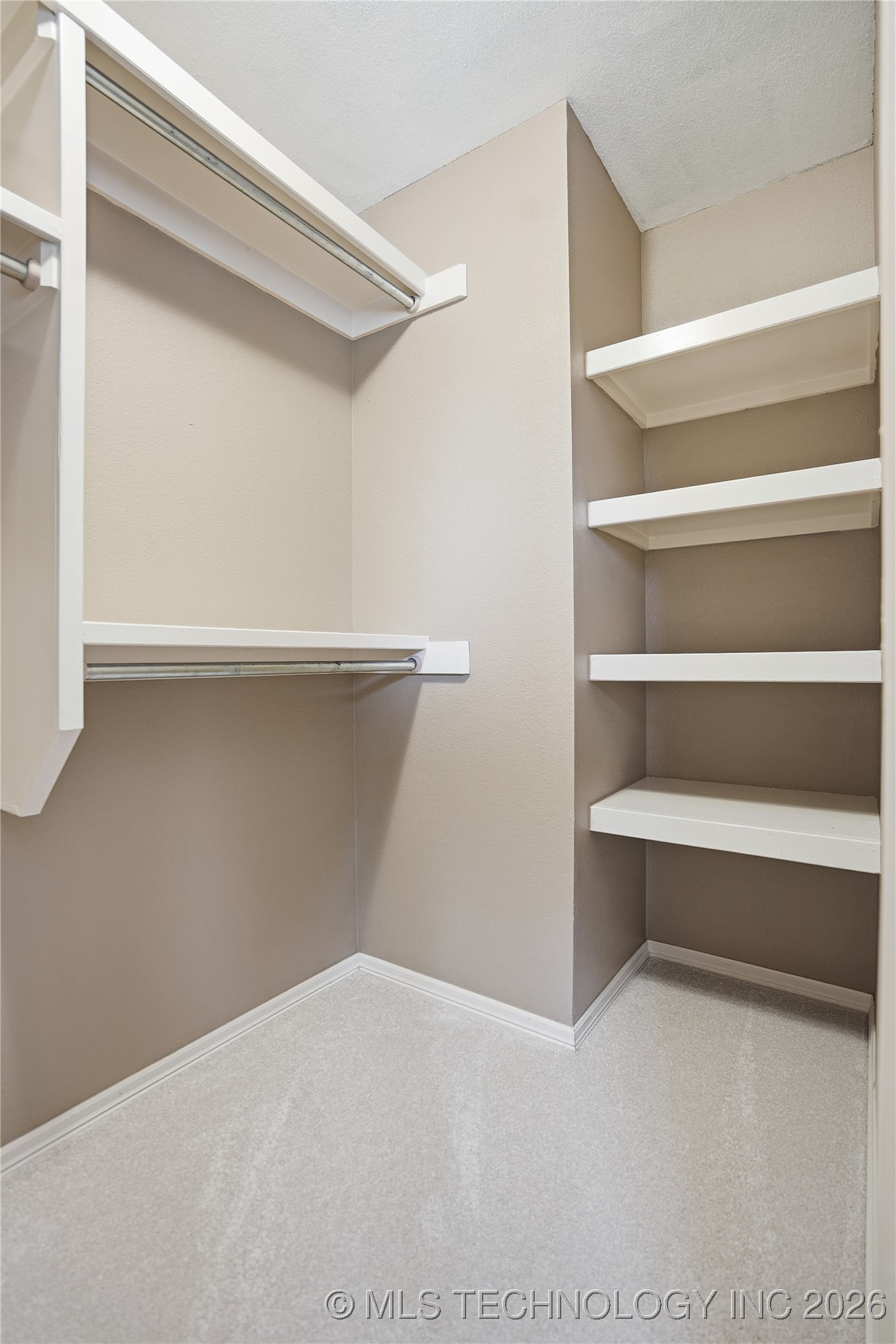 401 S Tallchief Avenue Property Photo 57