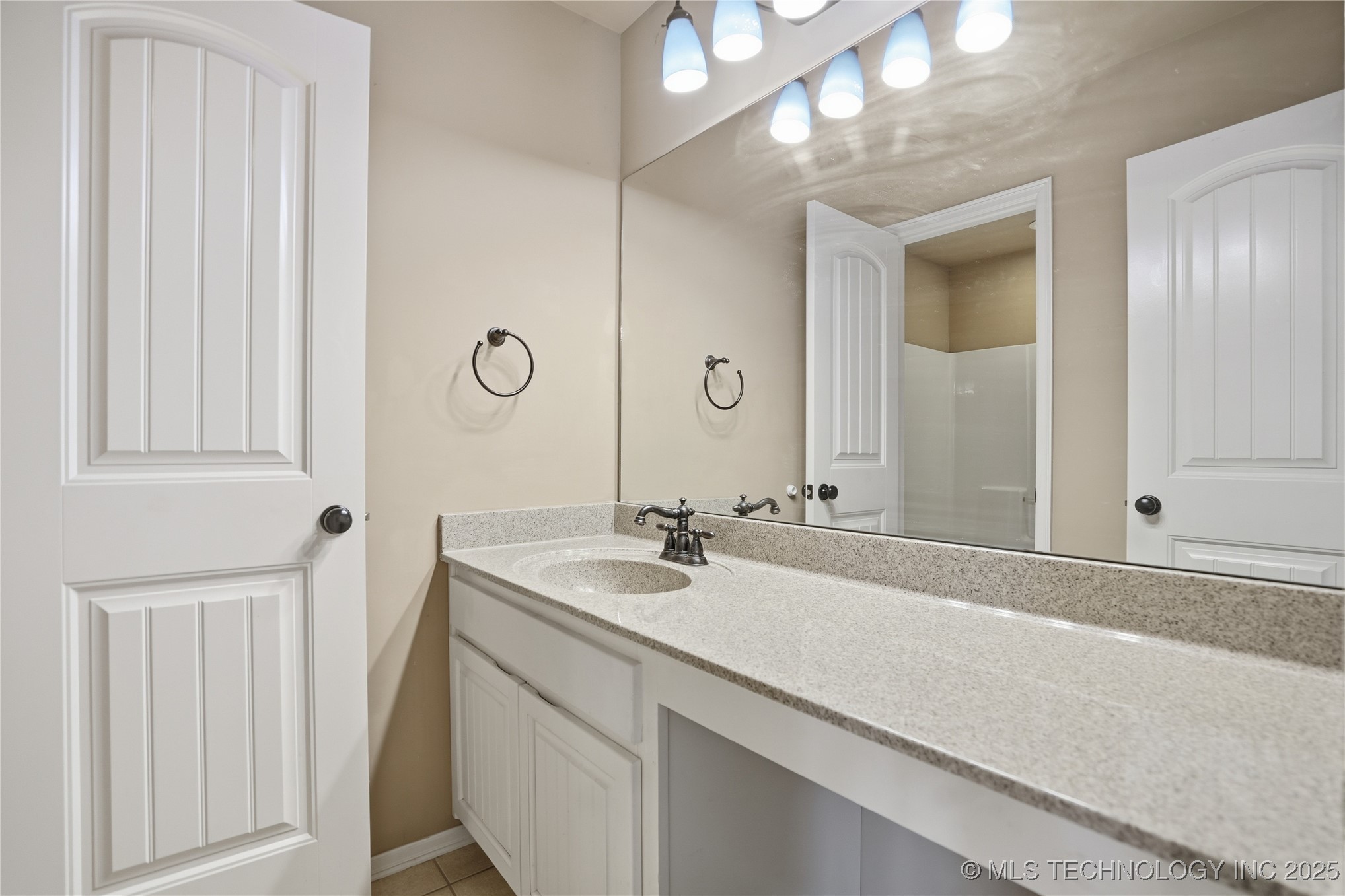 401 S Tallchief Avenue Property Photo 58