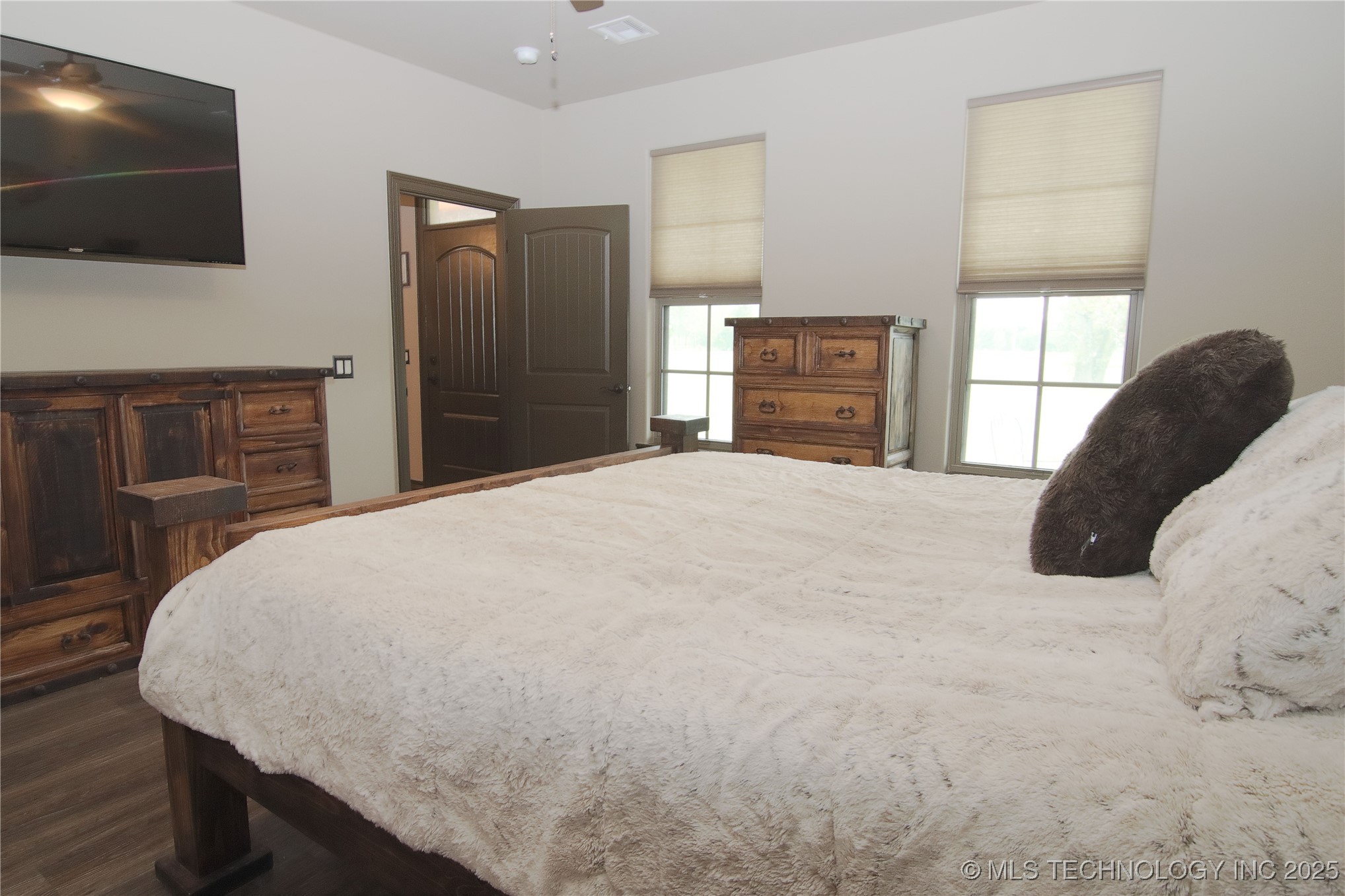 467281 Hwy 100 Property Photo 18