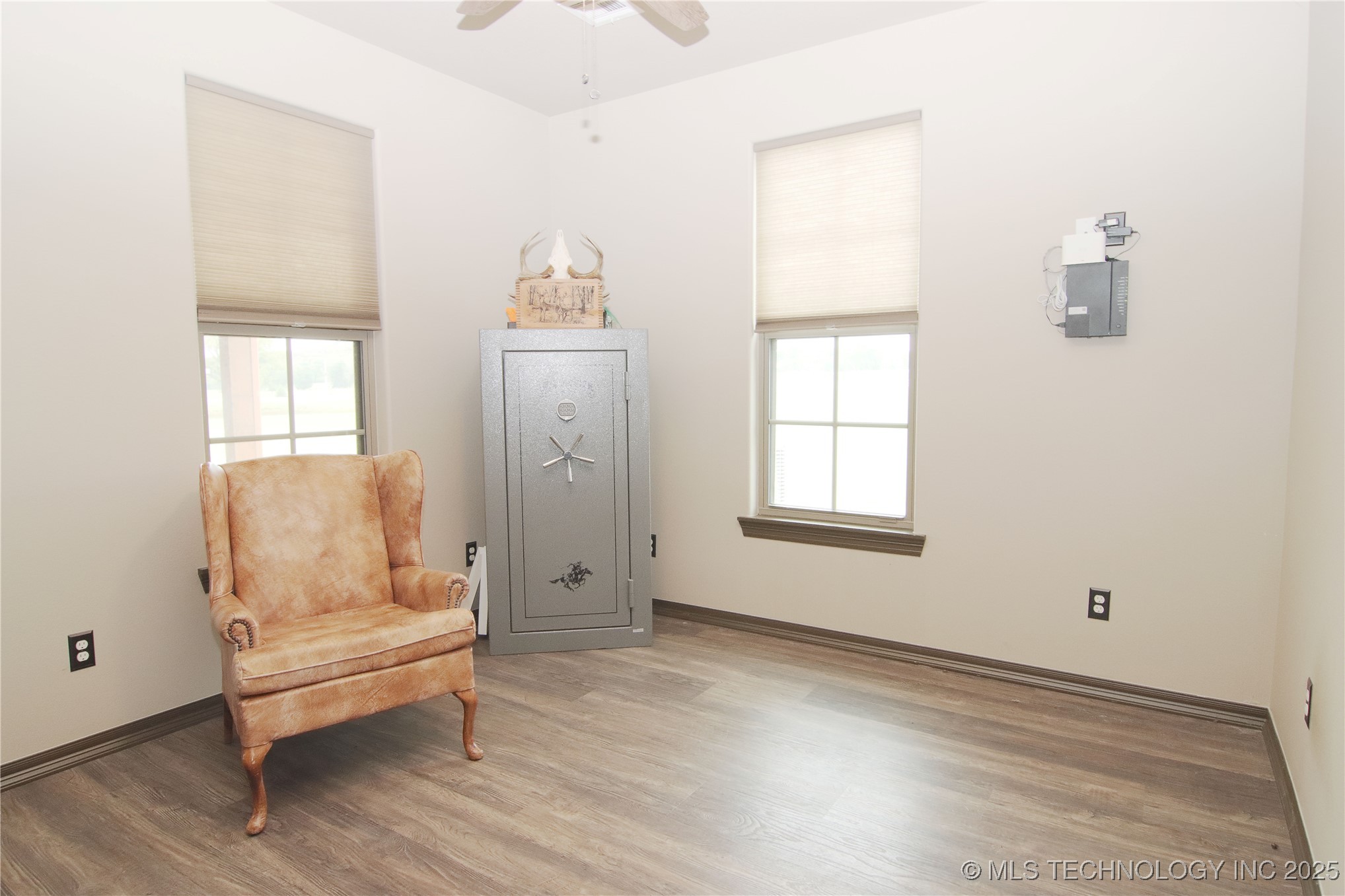 467281 Hwy 100 Property Photo 28