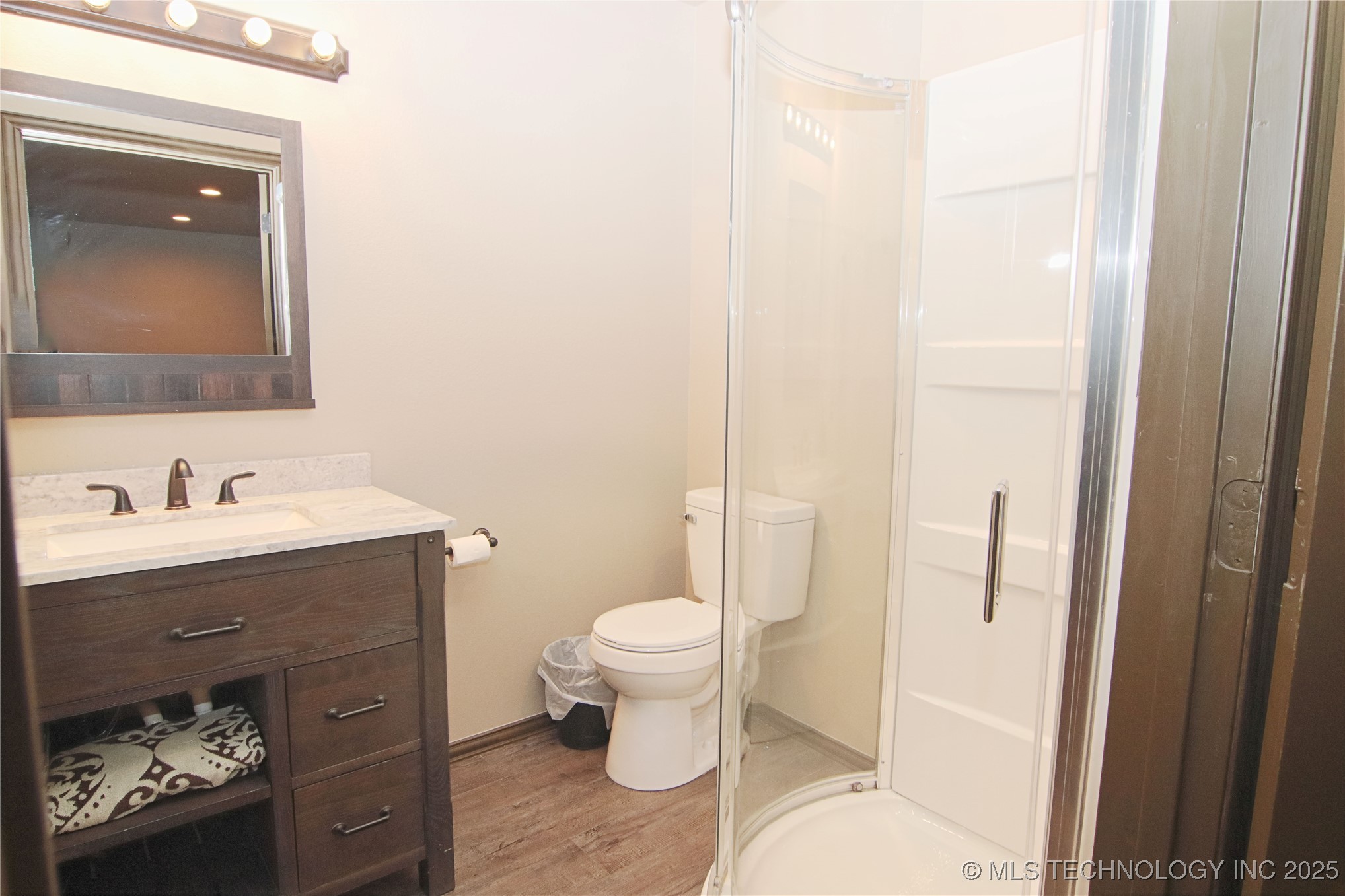 467281 Hwy 100 Property Photo 35