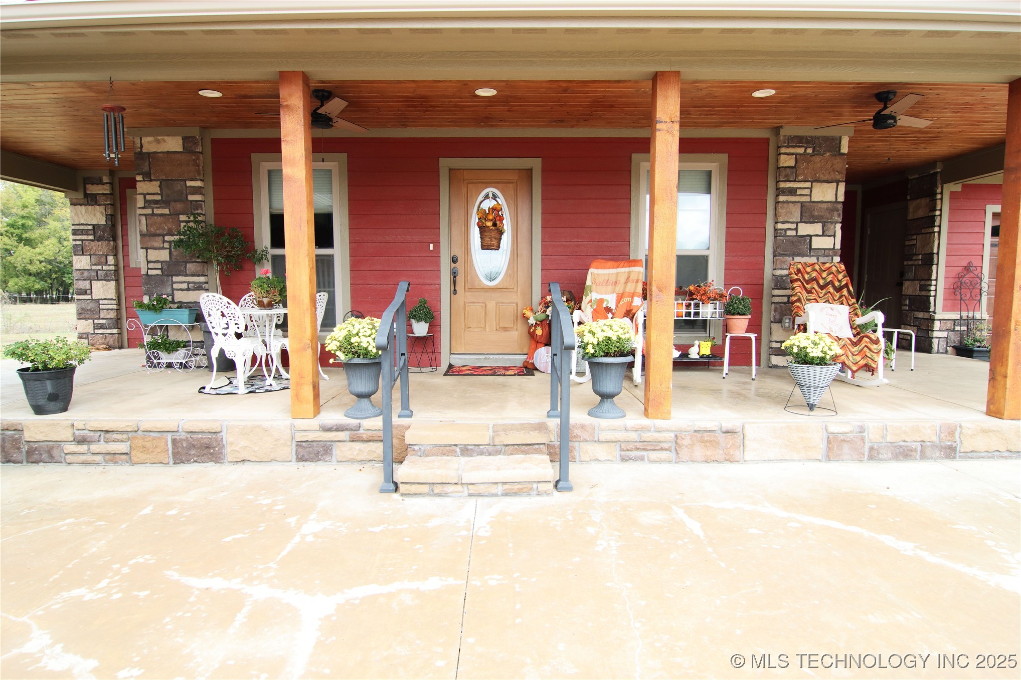 467281 Hwy 100 Property Photo 52