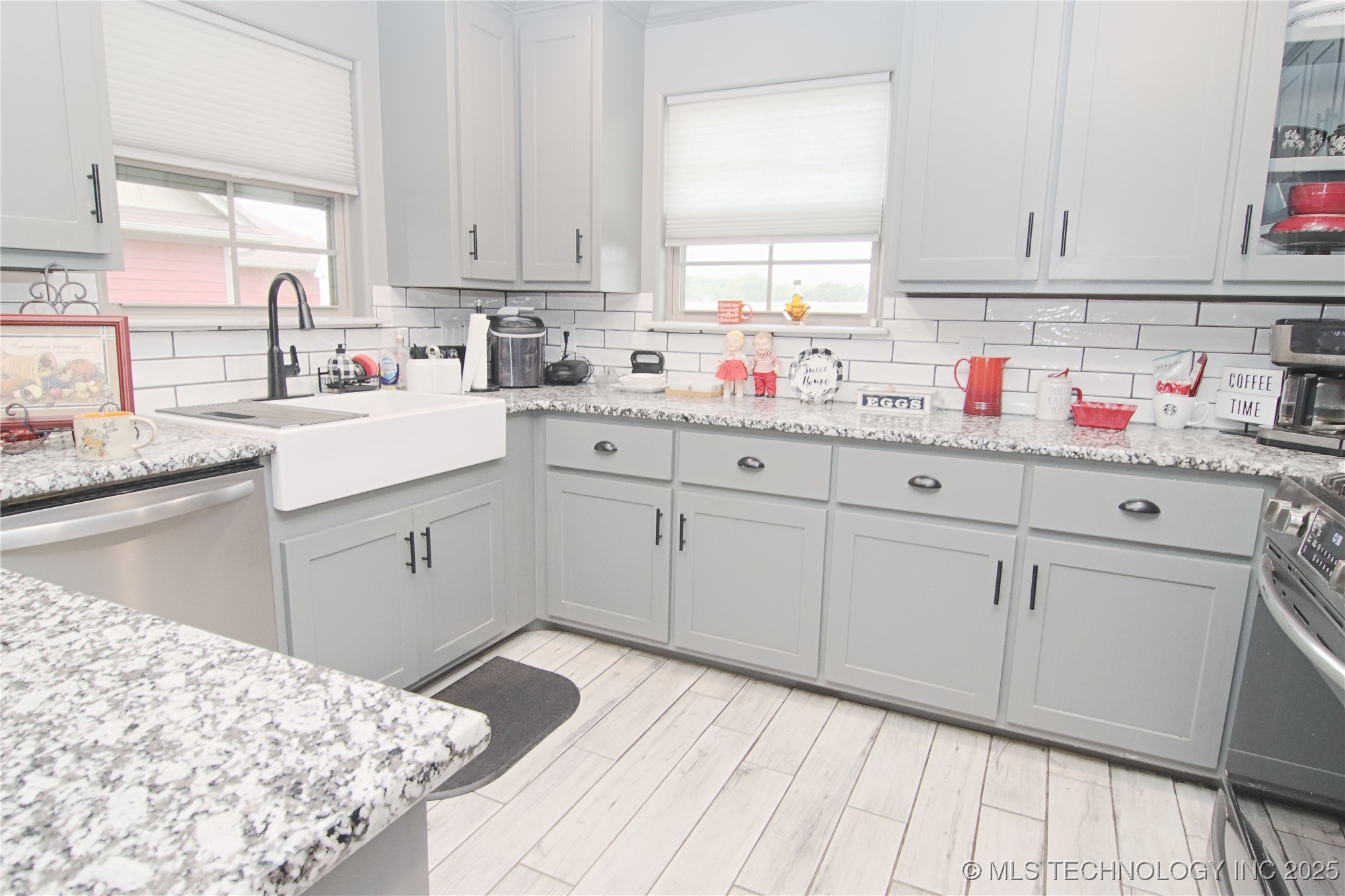 467281 Hwy 100 Property Photo 56