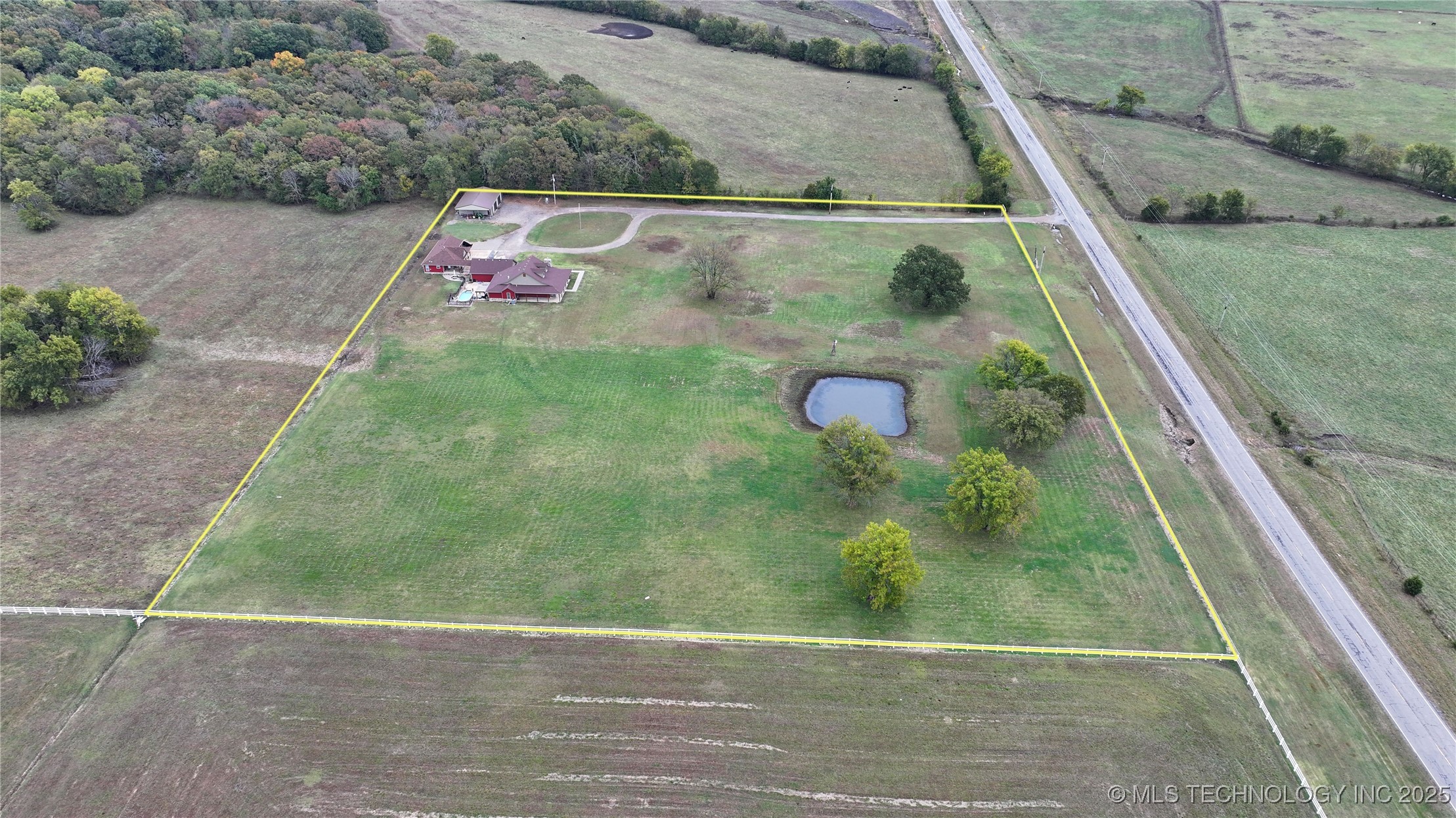 467281 Hwy 100 Property Photo 74