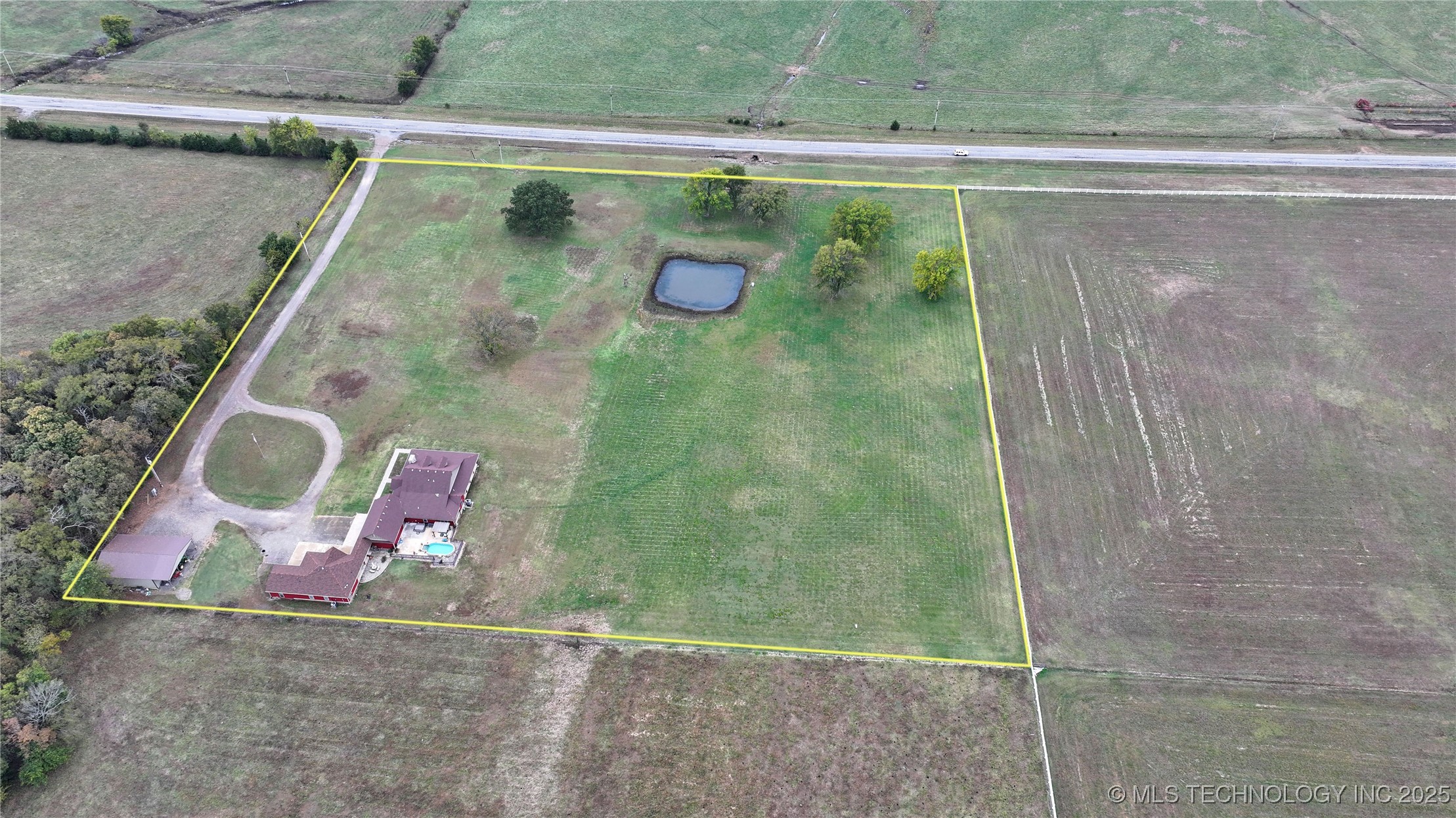 467281 Hwy 100 Property Photo 75