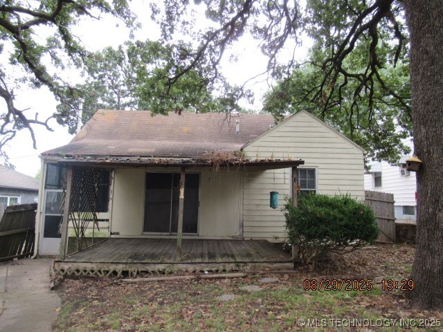 1921 W 41st Street Property Photo 4