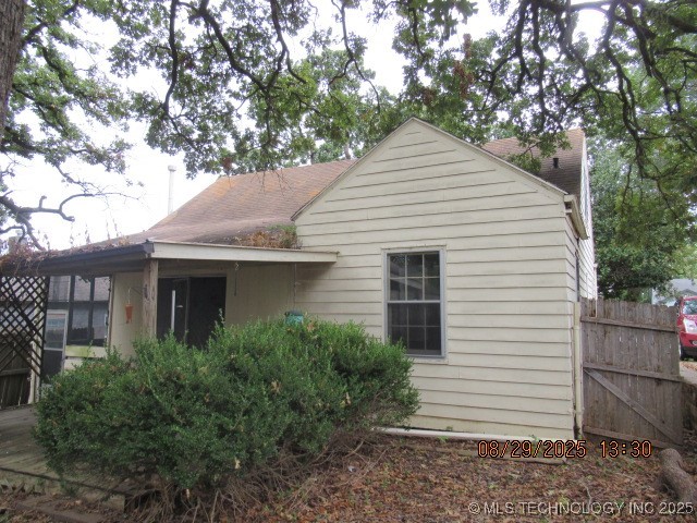 1921 W 41st Street Property Photo 5