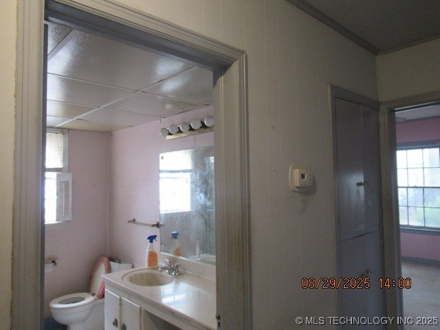 1921 W 41st Street Property Photo 17