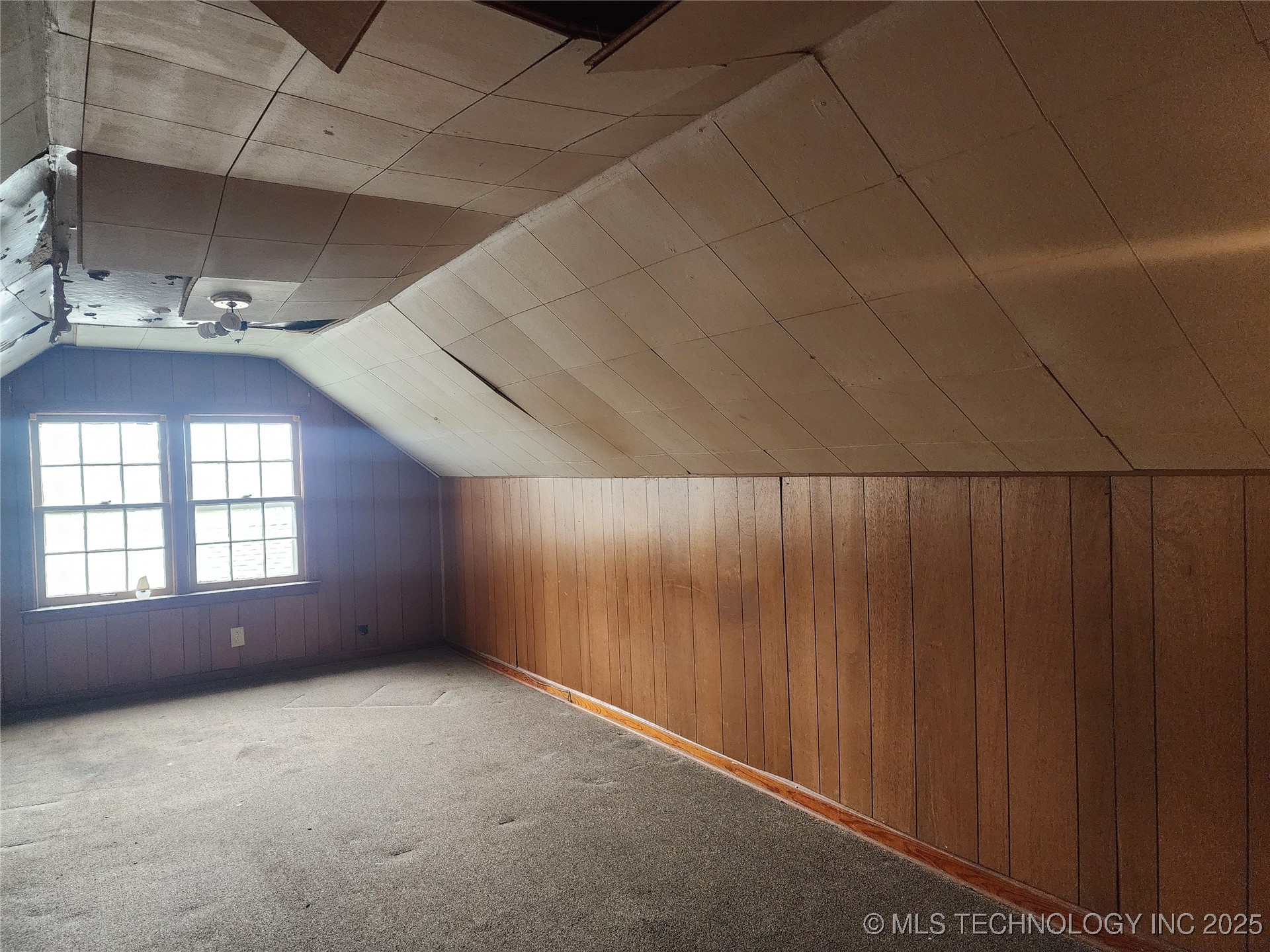 1921 W 41st Street Property Photo 29