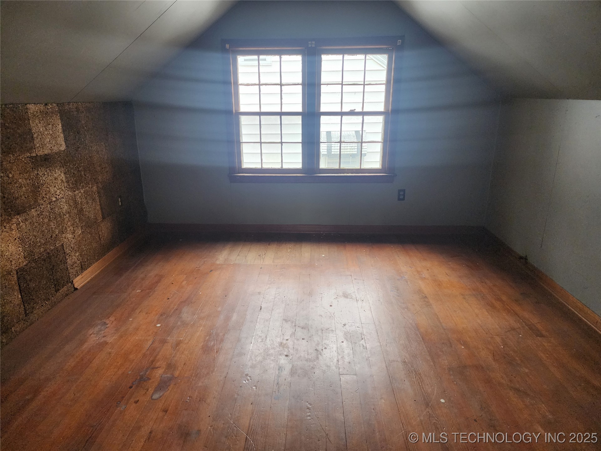 1921 W 41st Street Property Photo 30