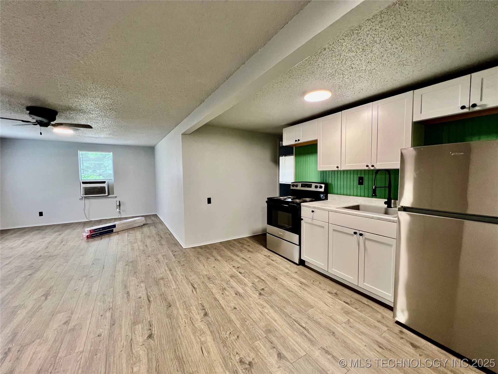 10826 Post Oak Road Property Photo 8