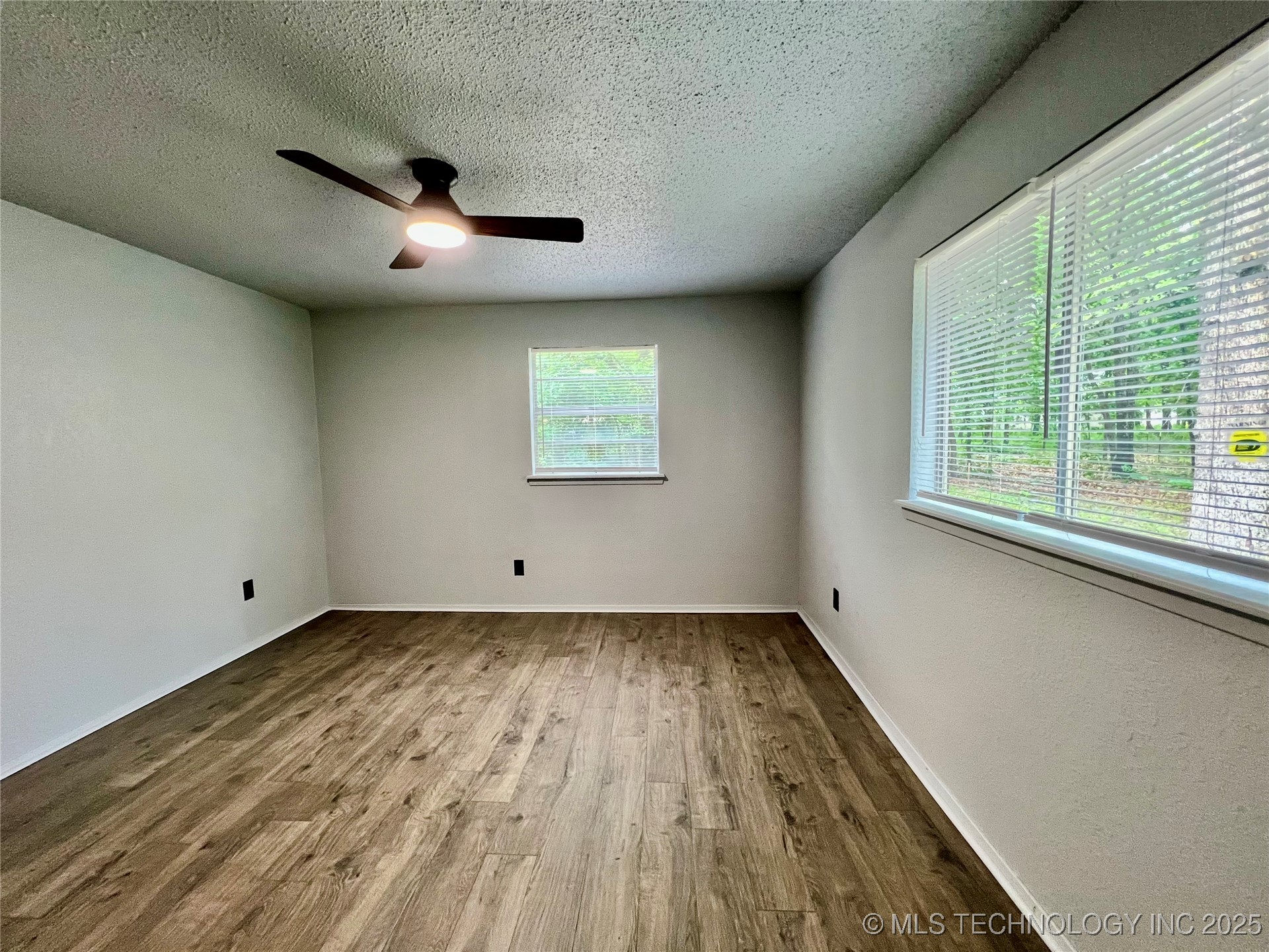 10826 Post Oak Road Property Photo 11