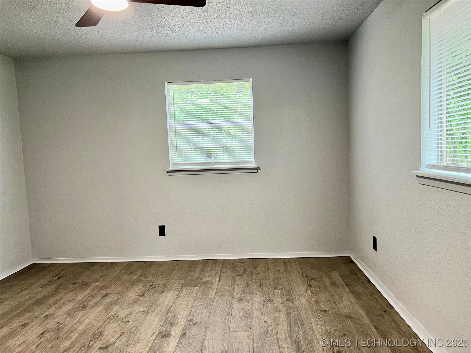 10826 Post Oak Road Property Photo 12