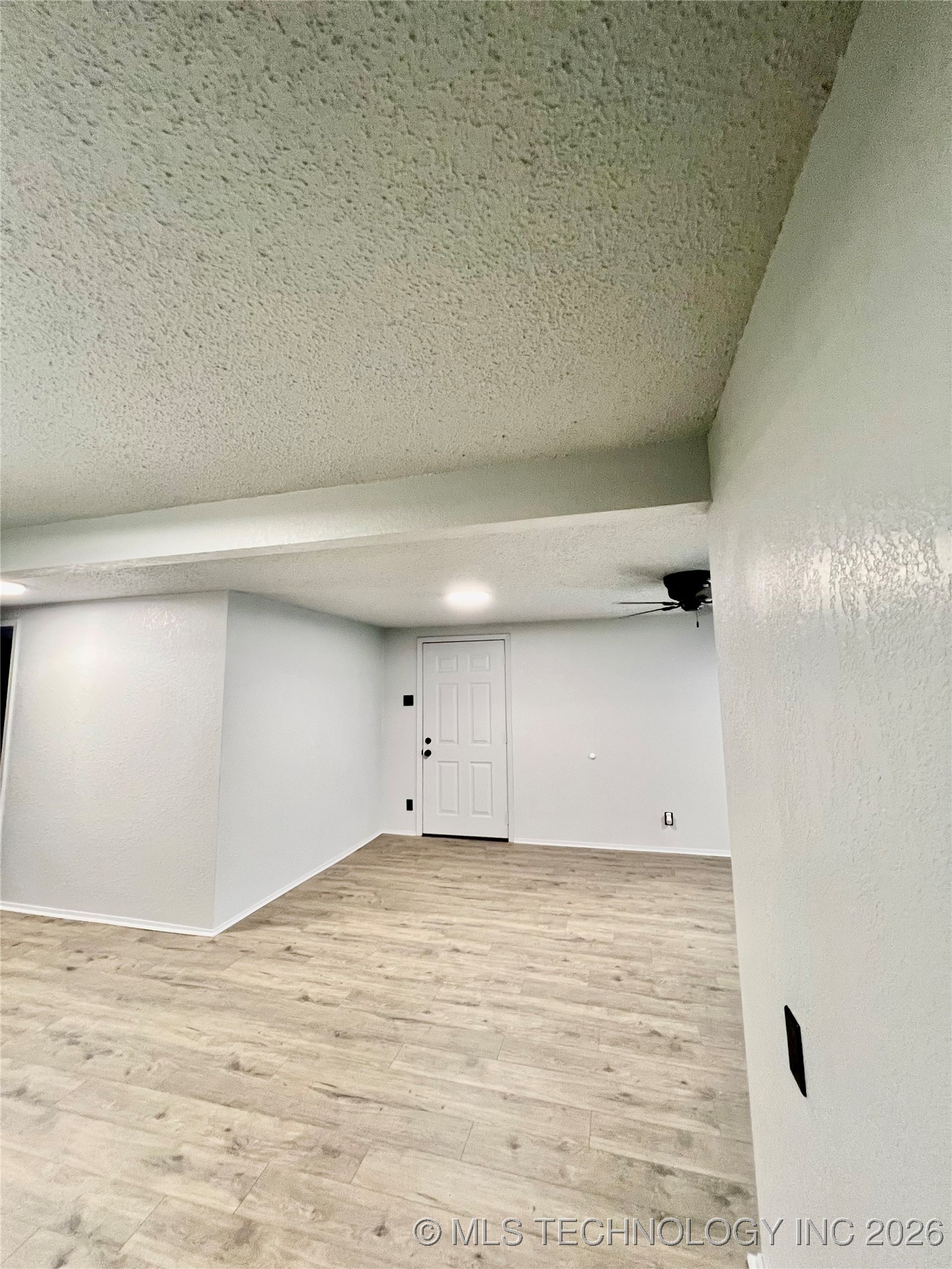 10826 Post Oak Road Property Photo 14