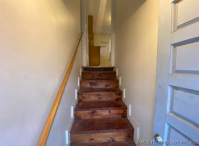 1418 S Delaware Avenue Property Photo 3
