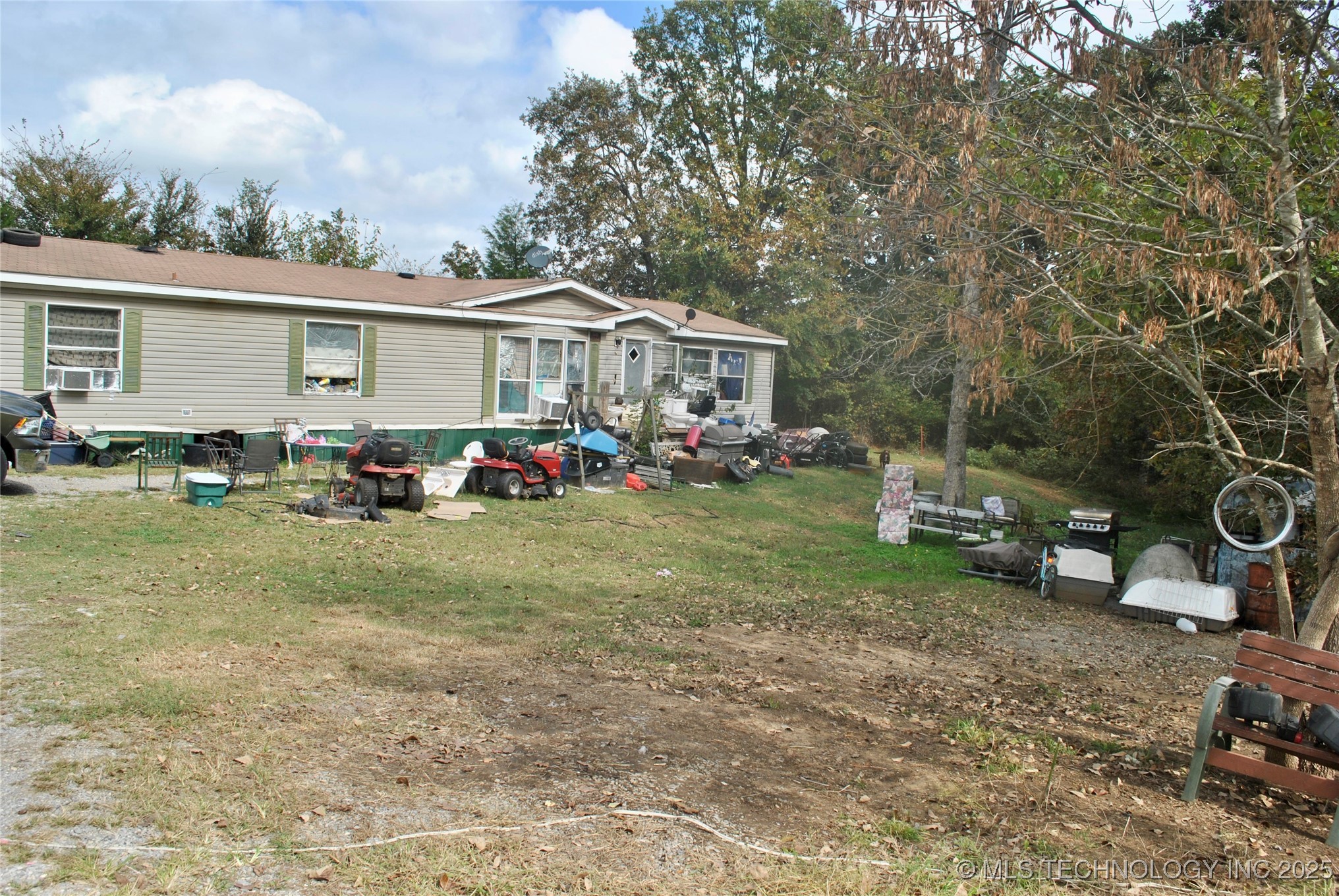 3506 Sawmill Road Property Photo 8