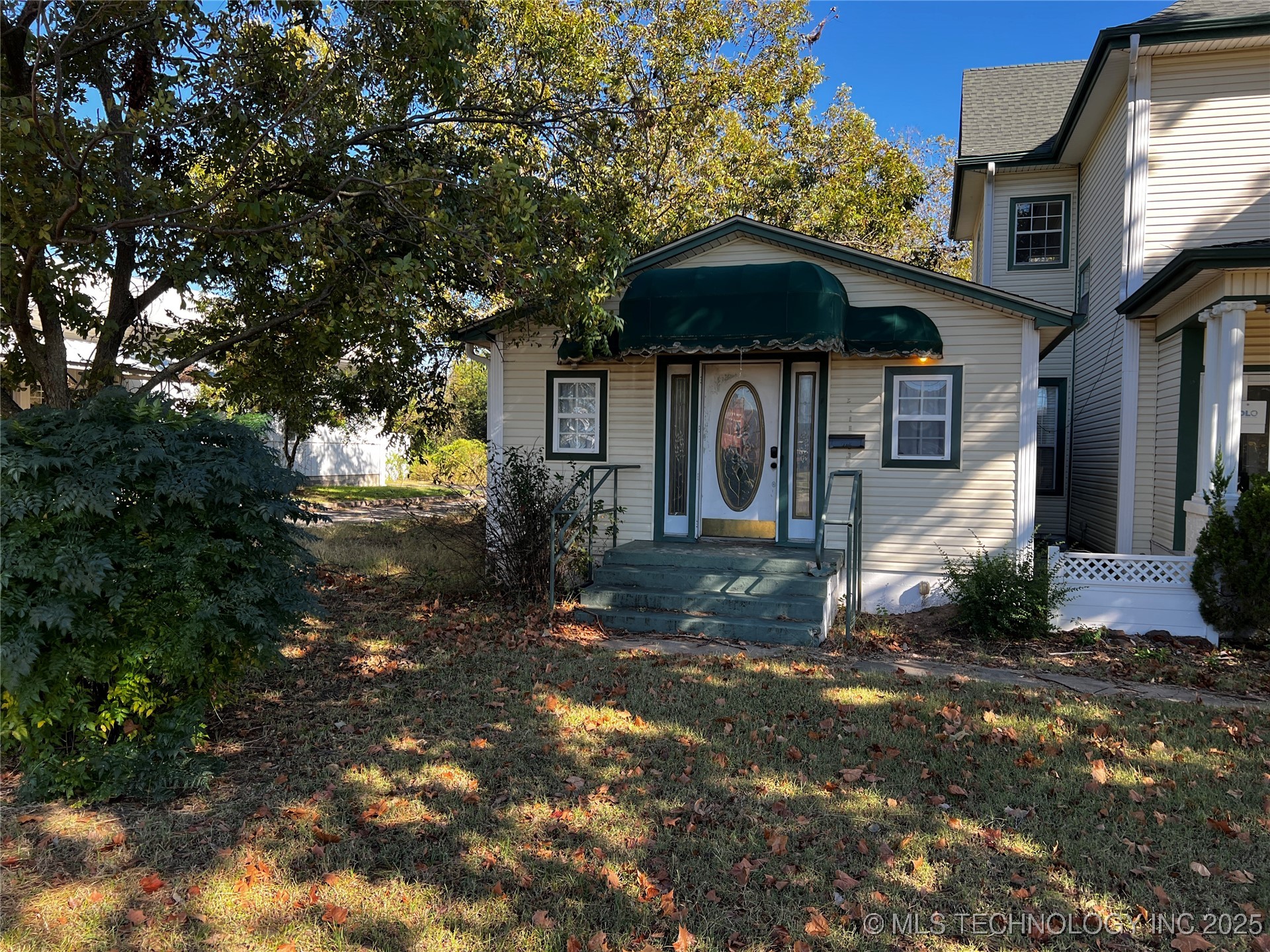 311 E A Street Property Photo 5