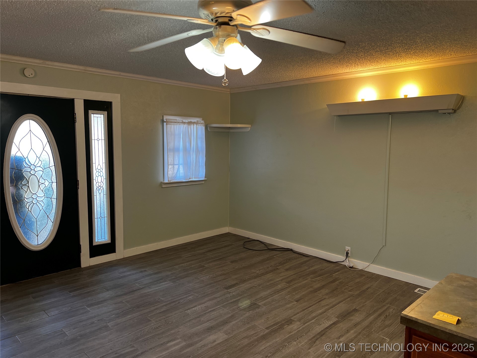 311 E A Street Property Photo 11