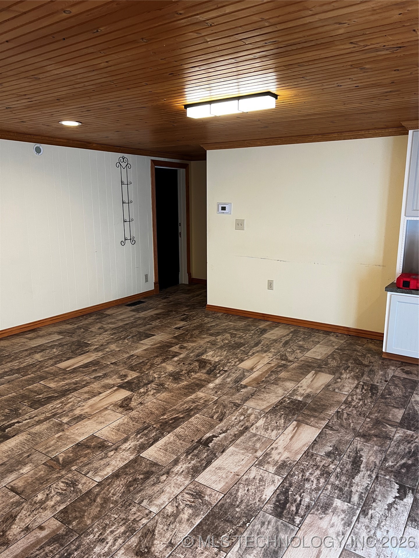 311 E A Street Property Photo 22