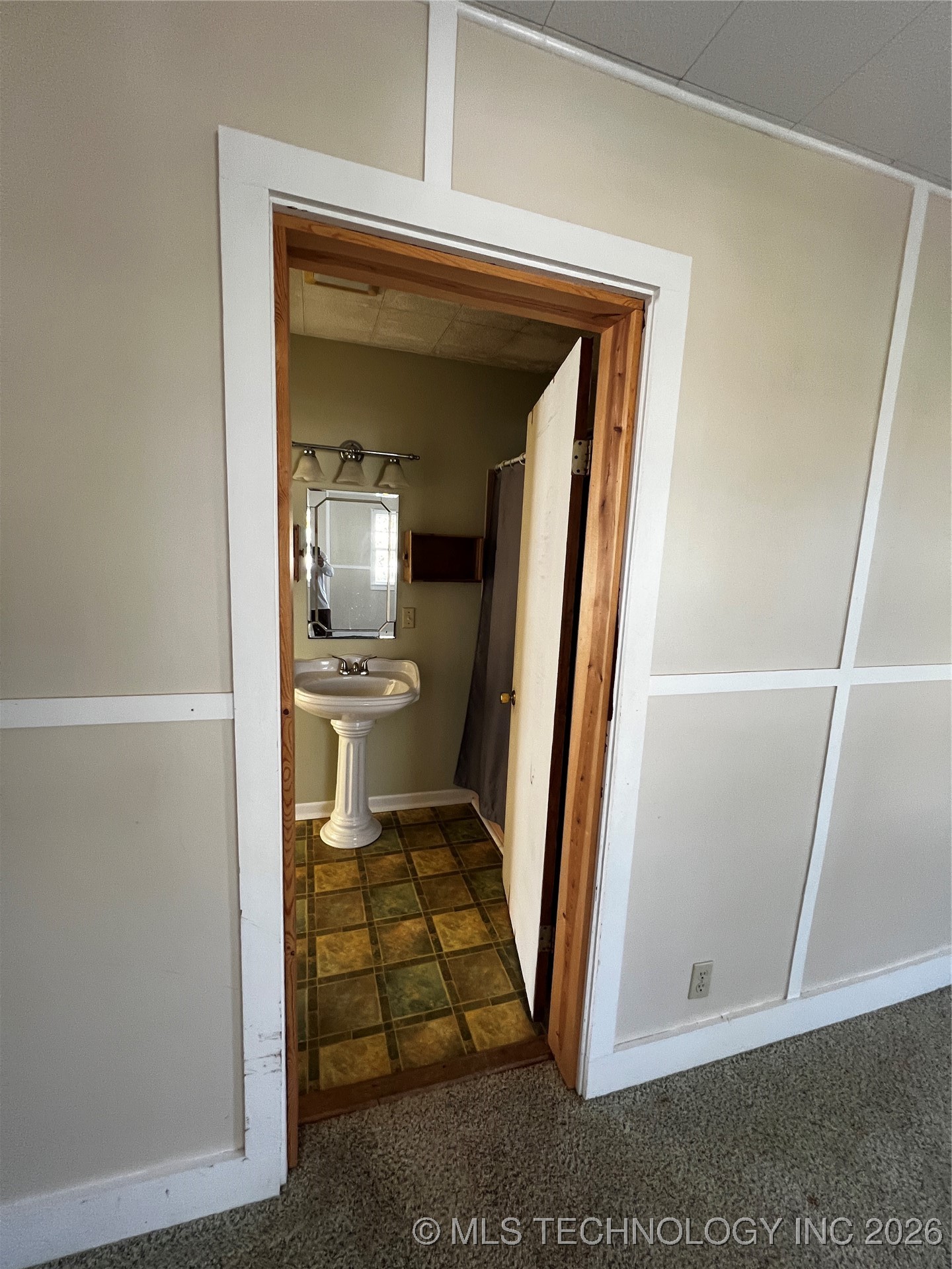 311 E A Street Property Photo 39