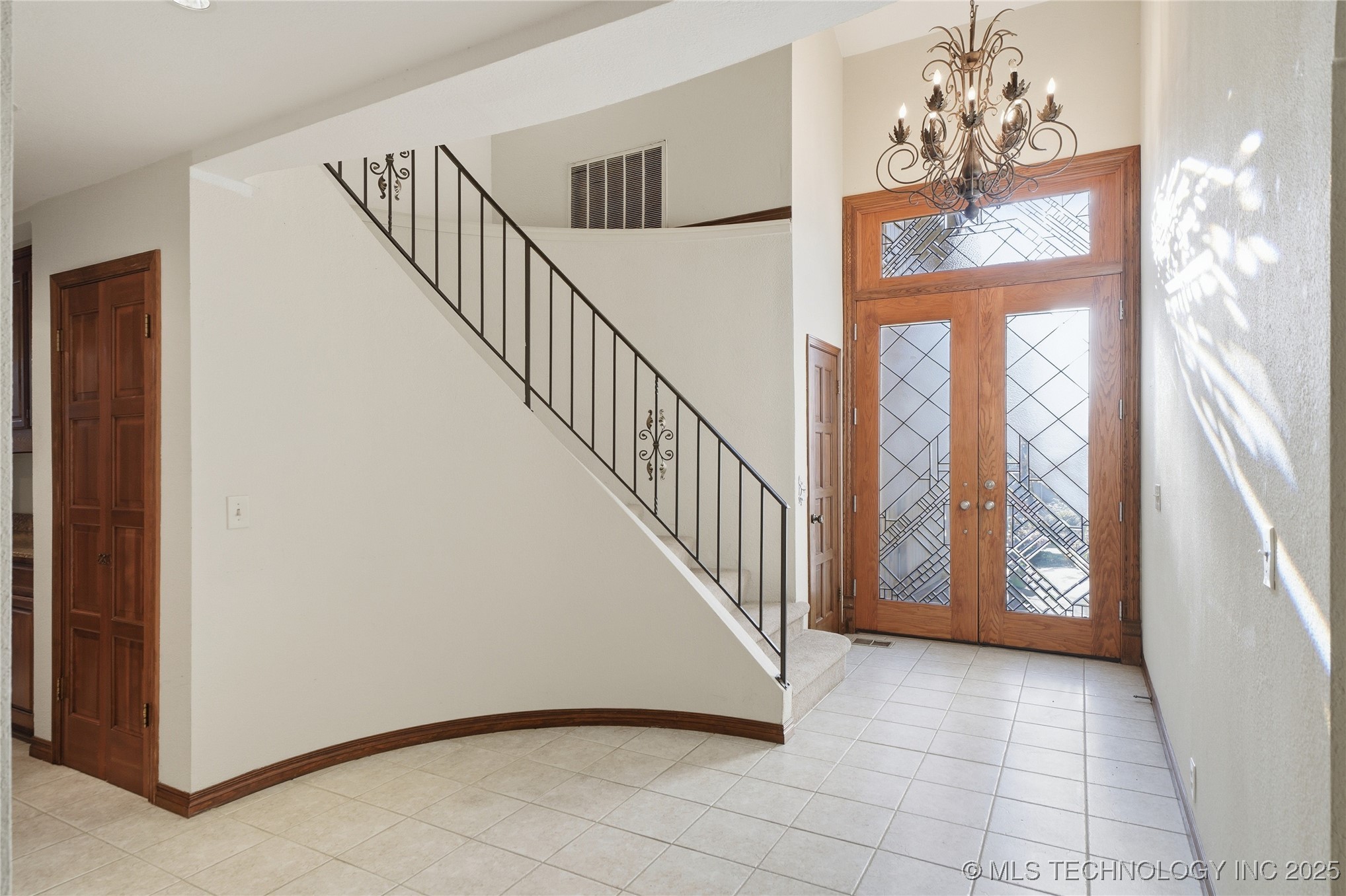 3727 E 64th Pl Place Property Photo 3